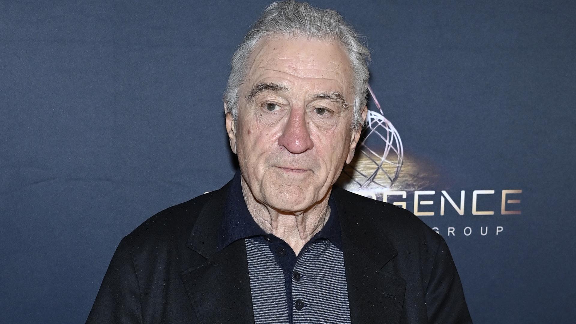 Robert De Niro mostra a primeira foto de sua filha recém-nascida