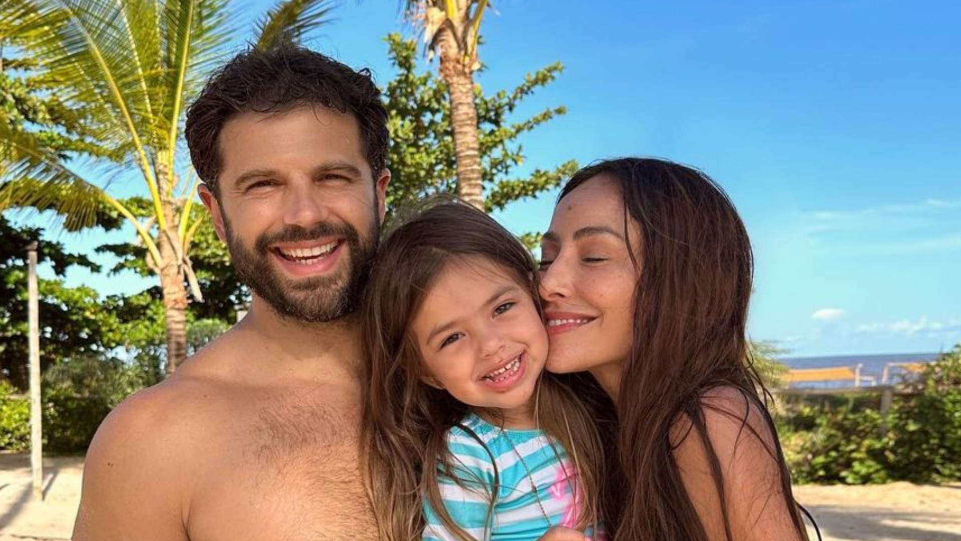 Sabrina Sato fala sobre a filha Zoe após separação: ”Nada como um dia após o outro”