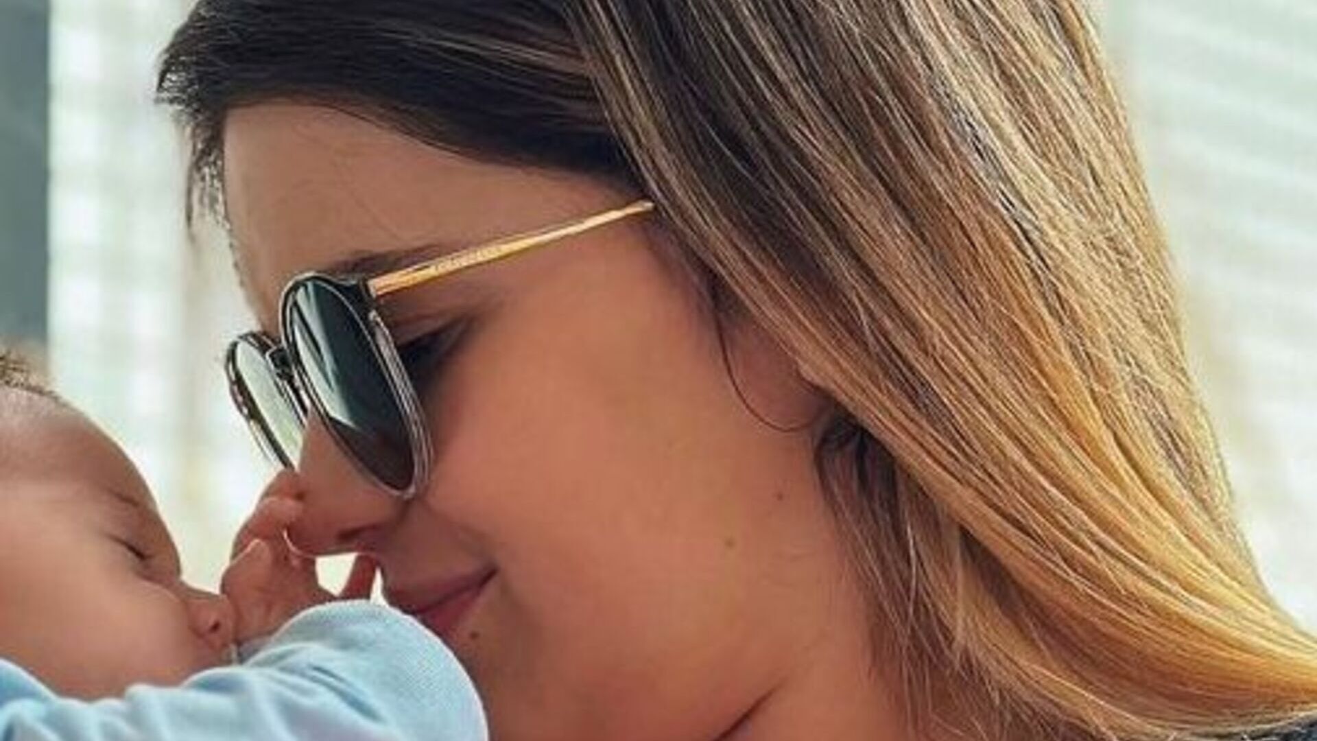 Viih Tube faz desabafo sobre a maternidade e revela conquista da filha Lua