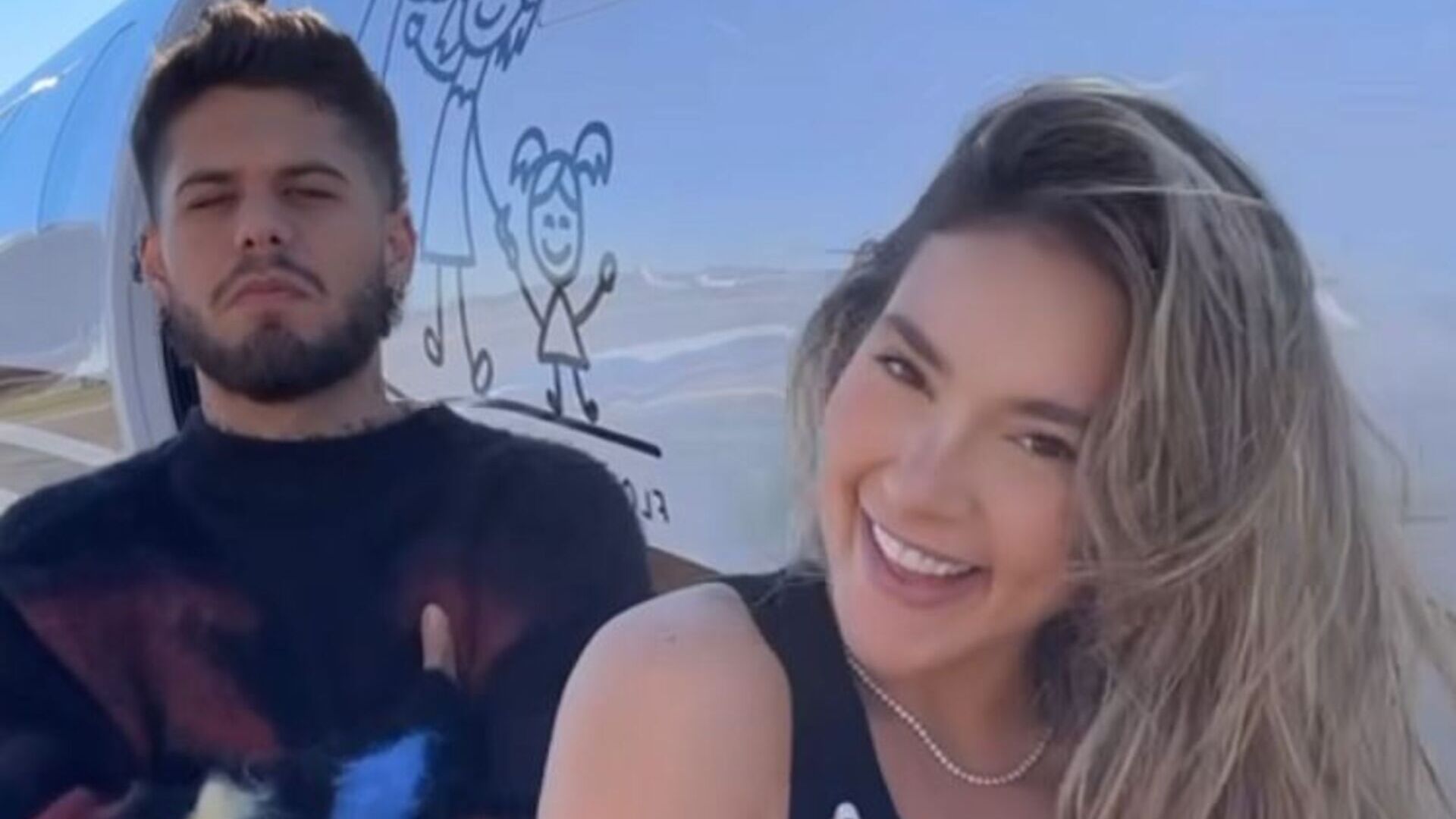 Virginia Fonseca e Zé Felipe dançam em frente a jatinho em novo vídeo e causam polêmica