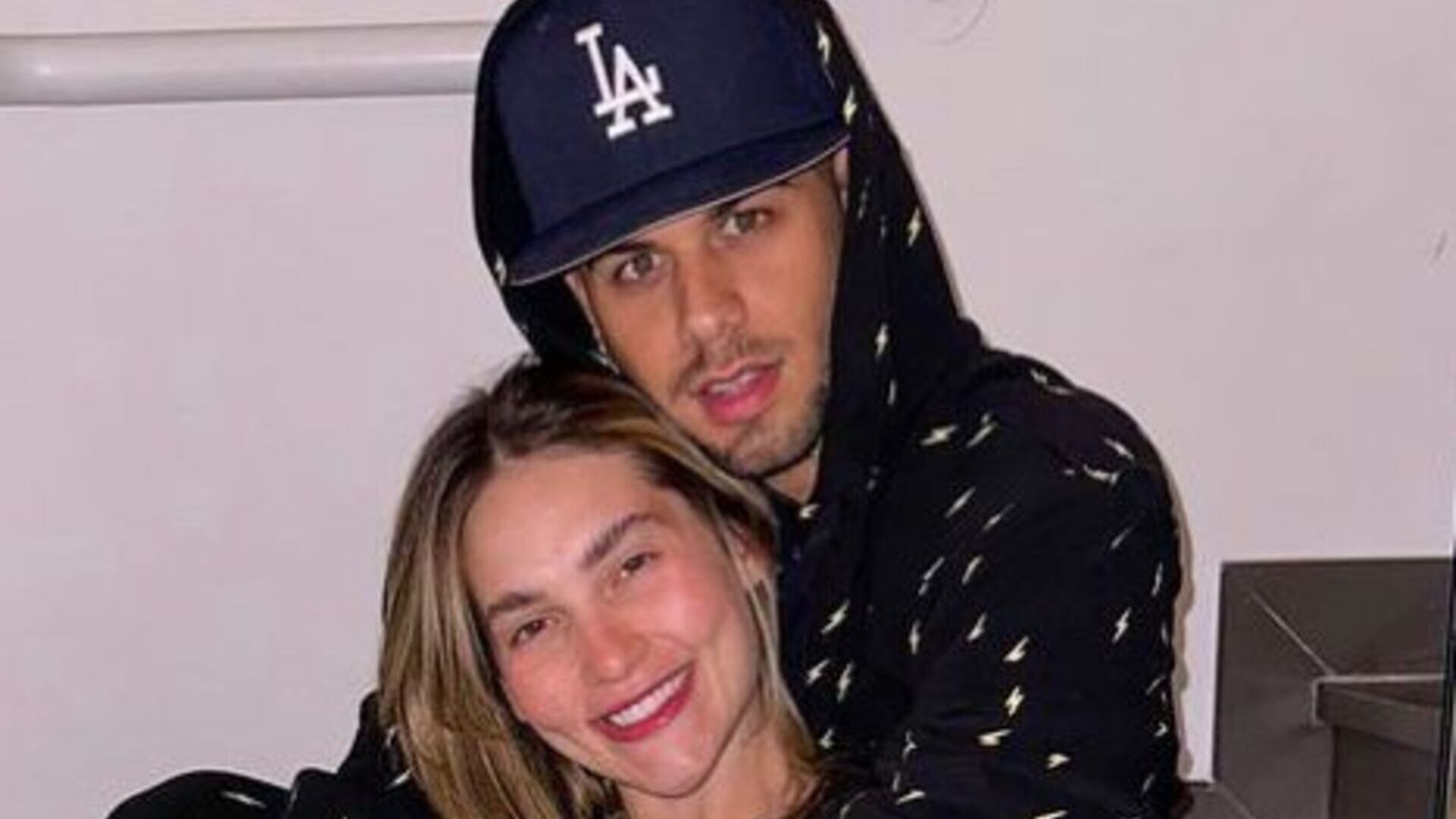 Virginia Fonseca e Zé Felipe surpreendem as redes sociais ao surgirem com looks iguais