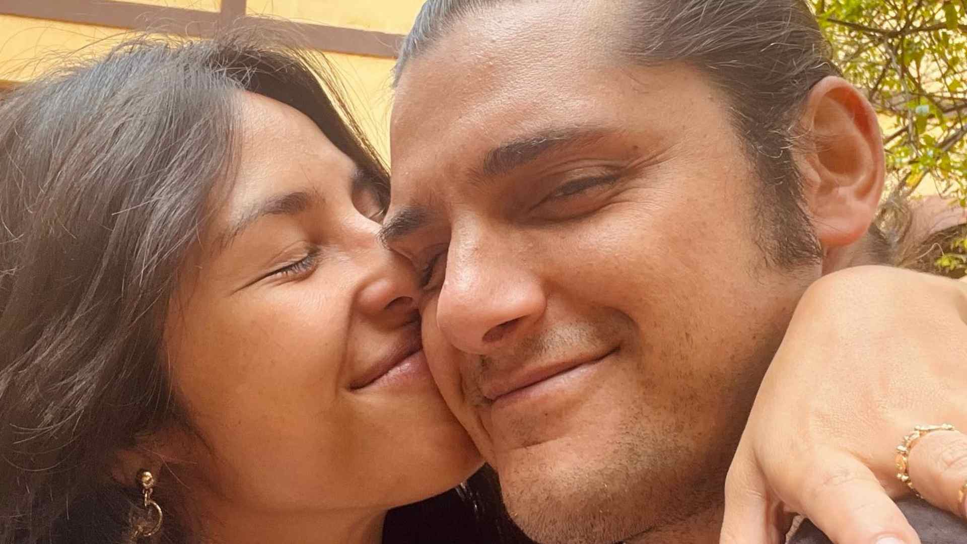 Com cliques românticos, Yanna Lavigne se declara para Bruno Gissoni: “Amo você”