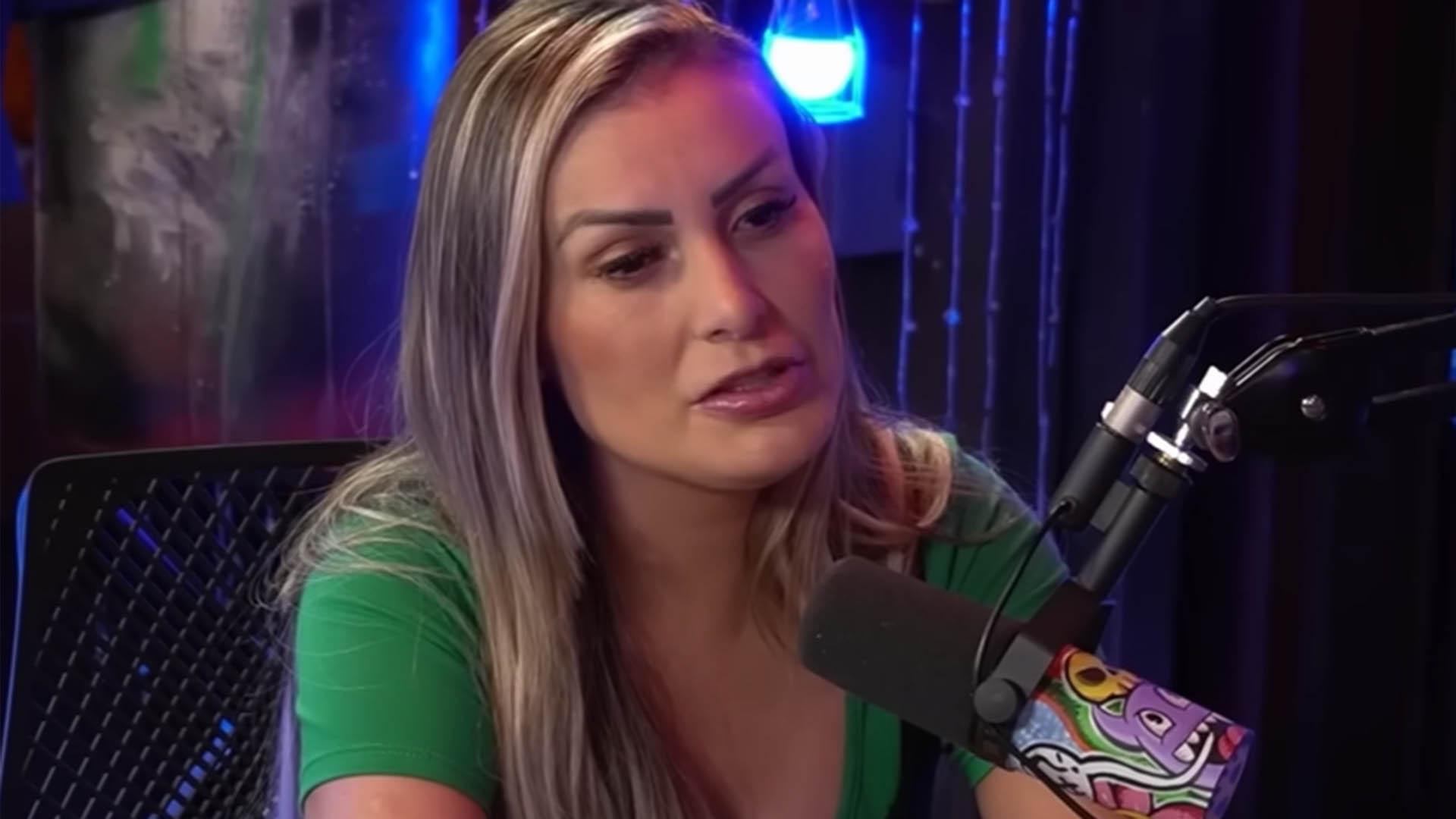 Andressa Urach revela noite quente com Cristiano Ronaldo: ‘Fiquei com raiva’