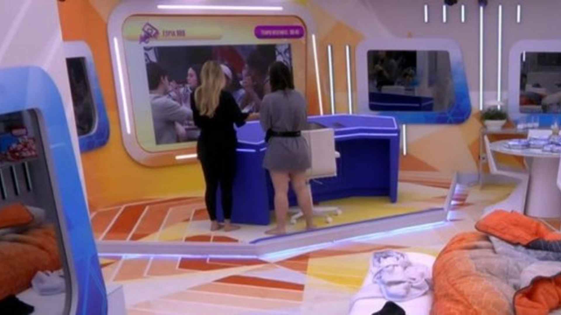 BBB 23: Bruna Griphao e Amanda descobrem Casa do Reencontro