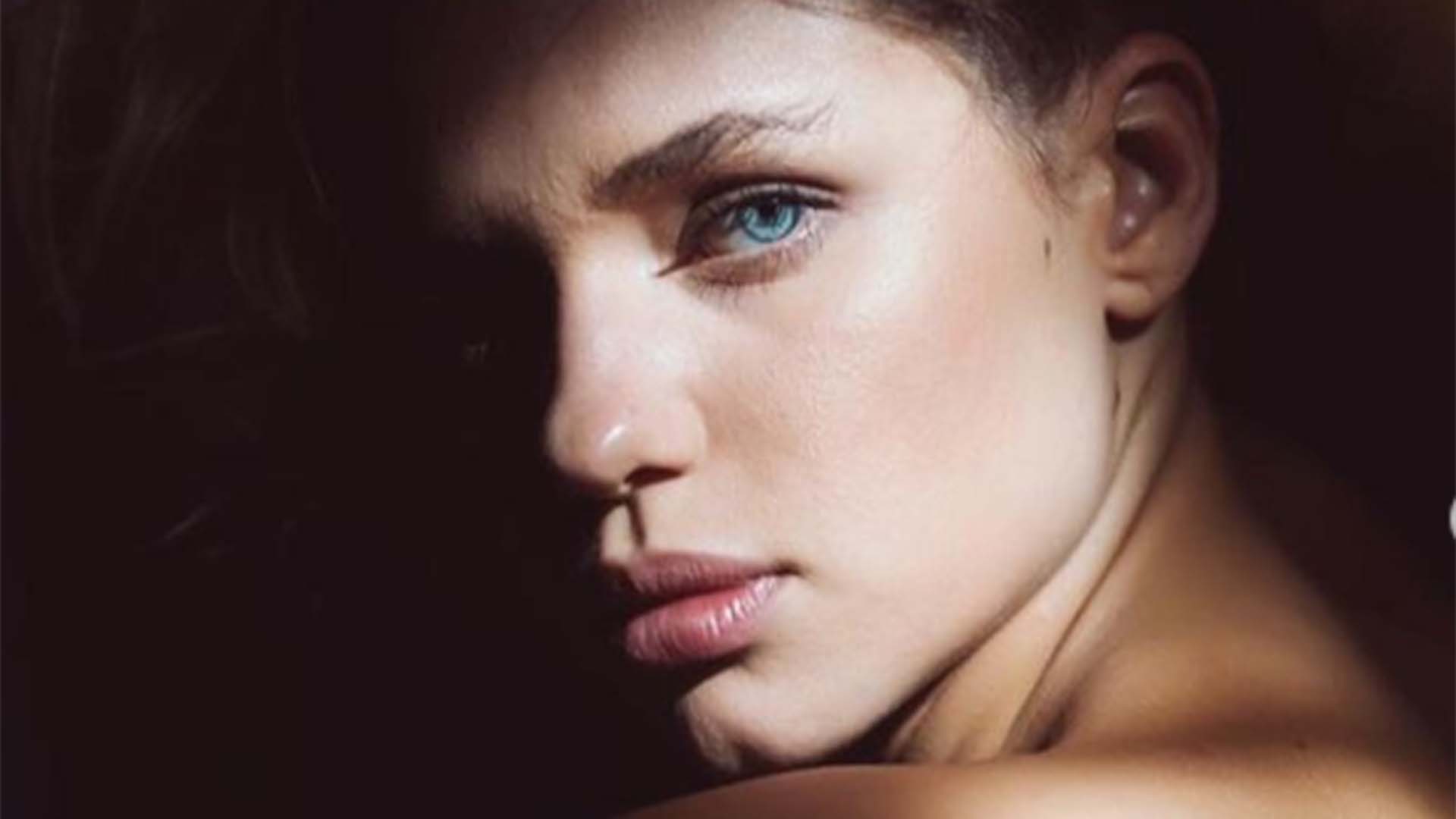 Bruna Linzmeyer tira toda a roupa em ensaio ousado