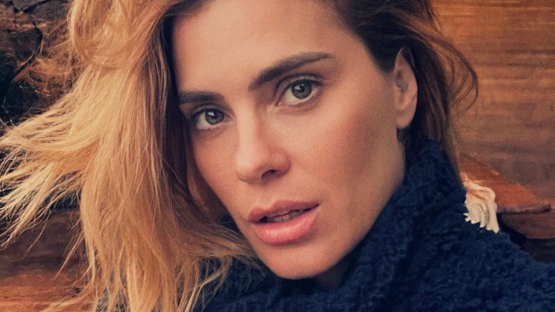 Carolina Dieckmann se manifesta sobre boatos de procedimentos estéticos no rosto: ”Povo inventa”