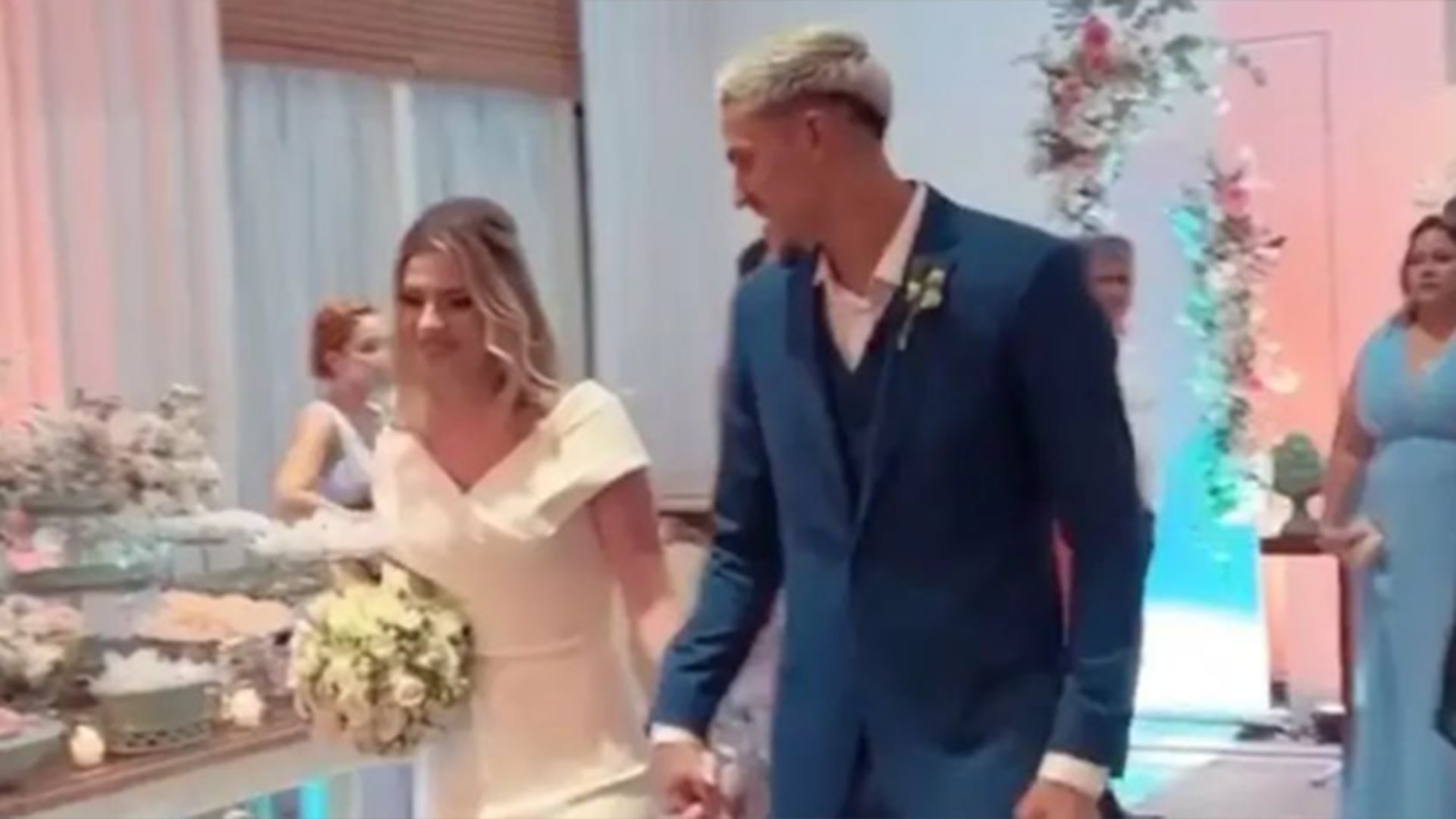 Pedro Guilherme, do Flamengo, se casa com Fernanda Nogueira