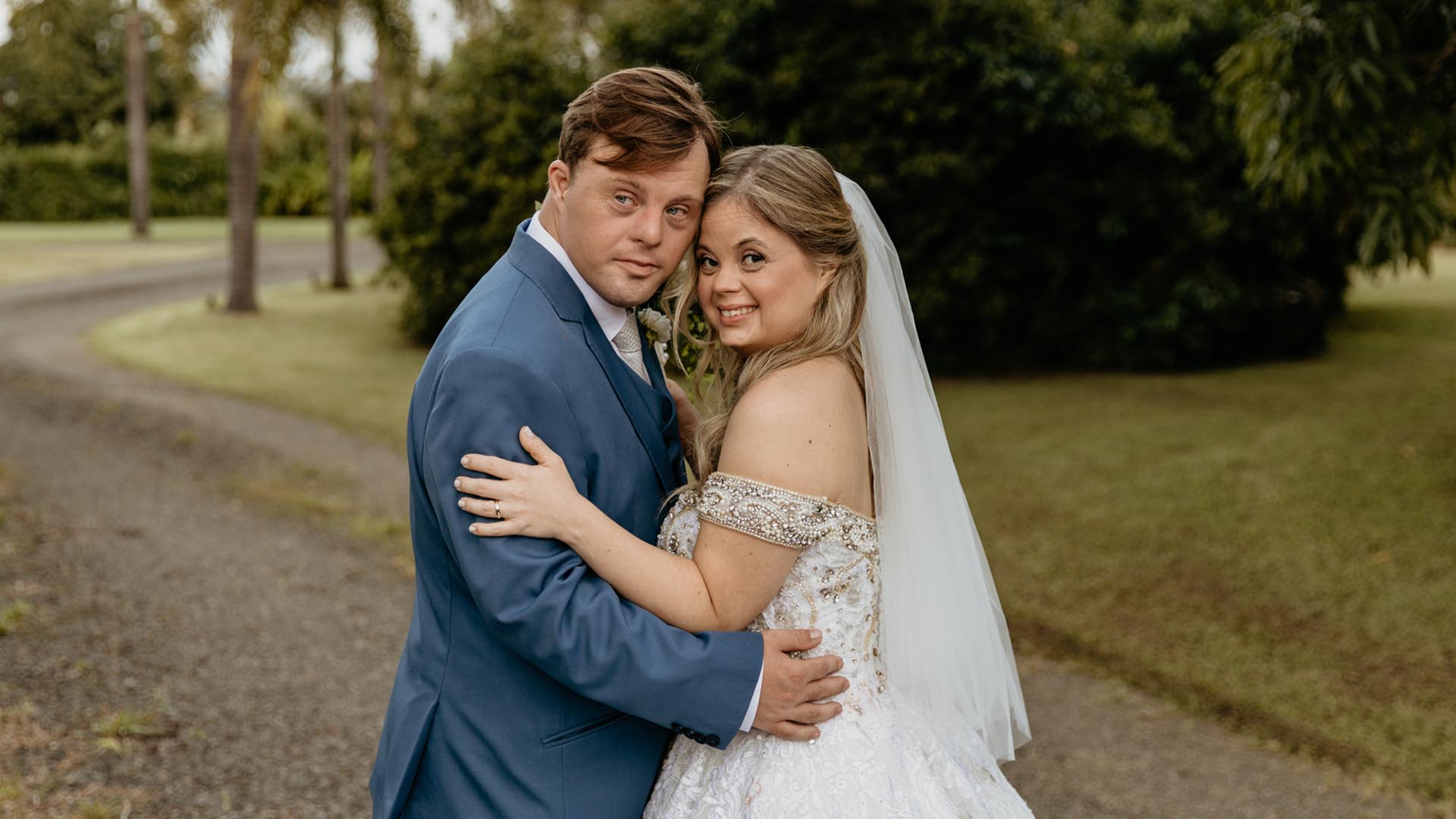 Tathi Piancastelli mostra fotos do seu casamento com Vinicius Ergang Streda