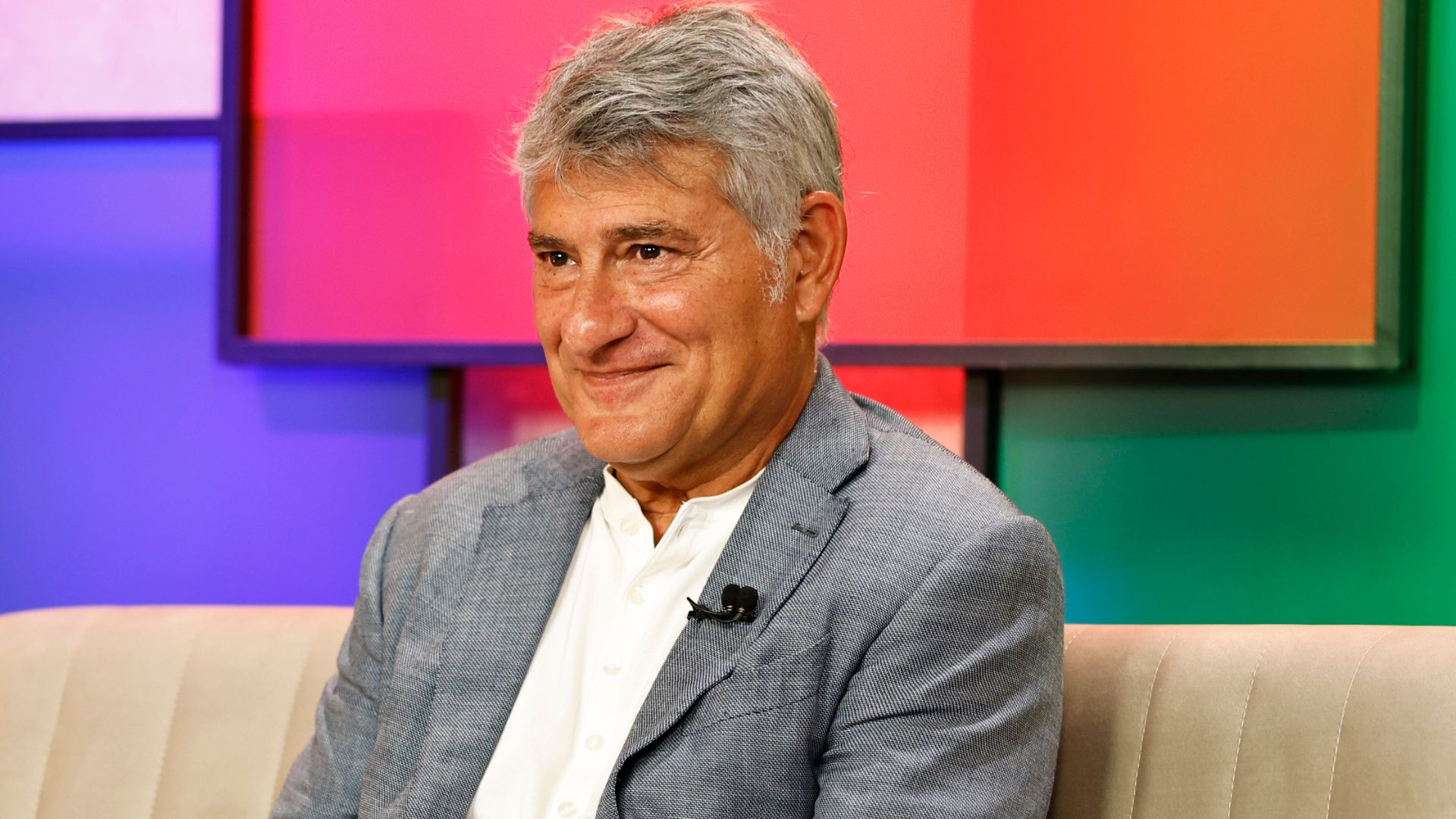 Demitido pela Globo, Cléber Machado assina contrato com a principal concorrente