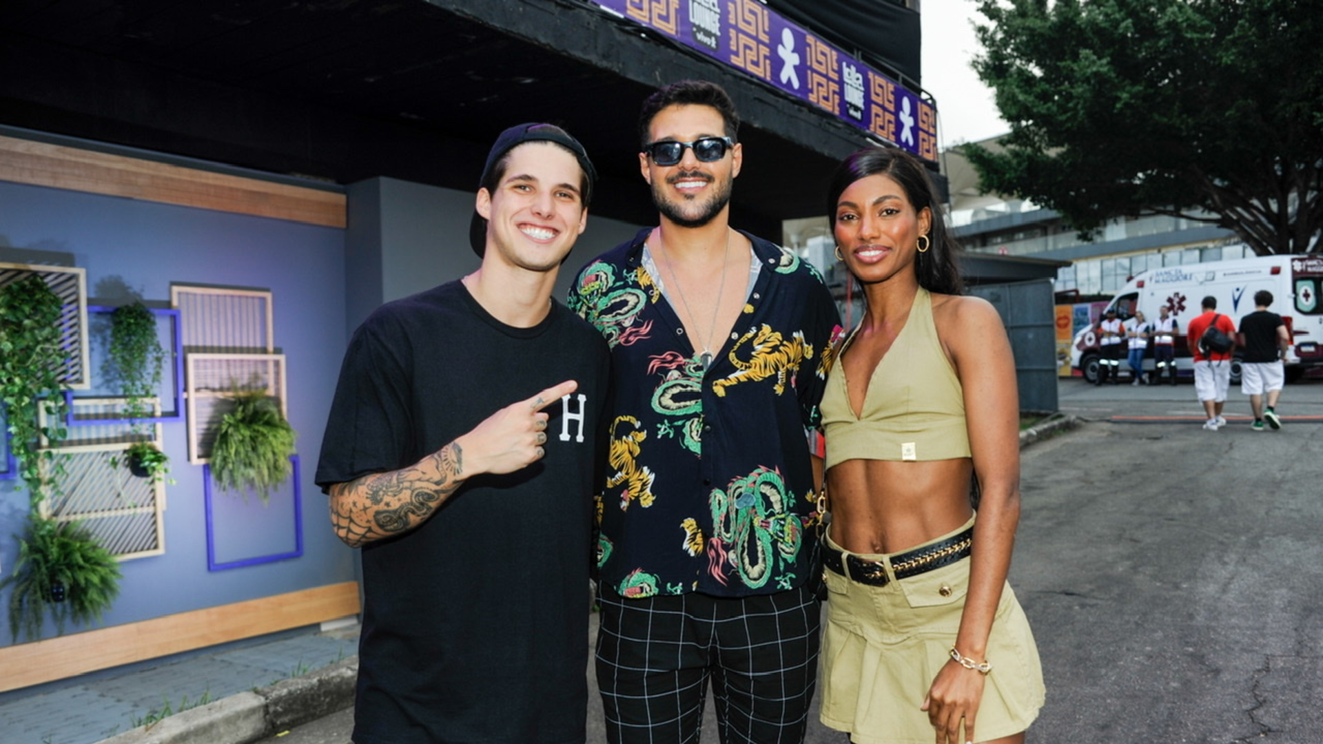 Após o BBB 23, Tina e Gabriel Fop se encontram com Rodrigo Mussi no Lollapalooza