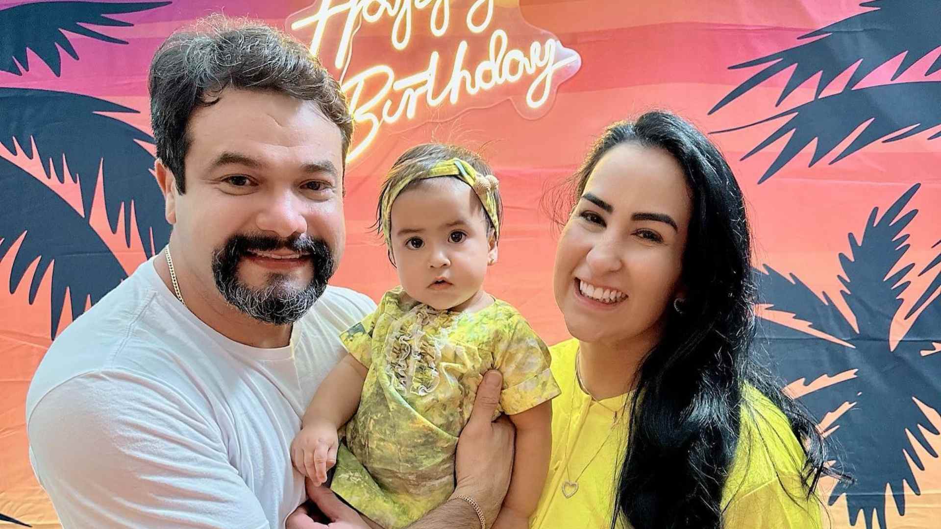 Fabiola Gadelha reúne a família no aniversário do marido: “Amamos você sem limites”