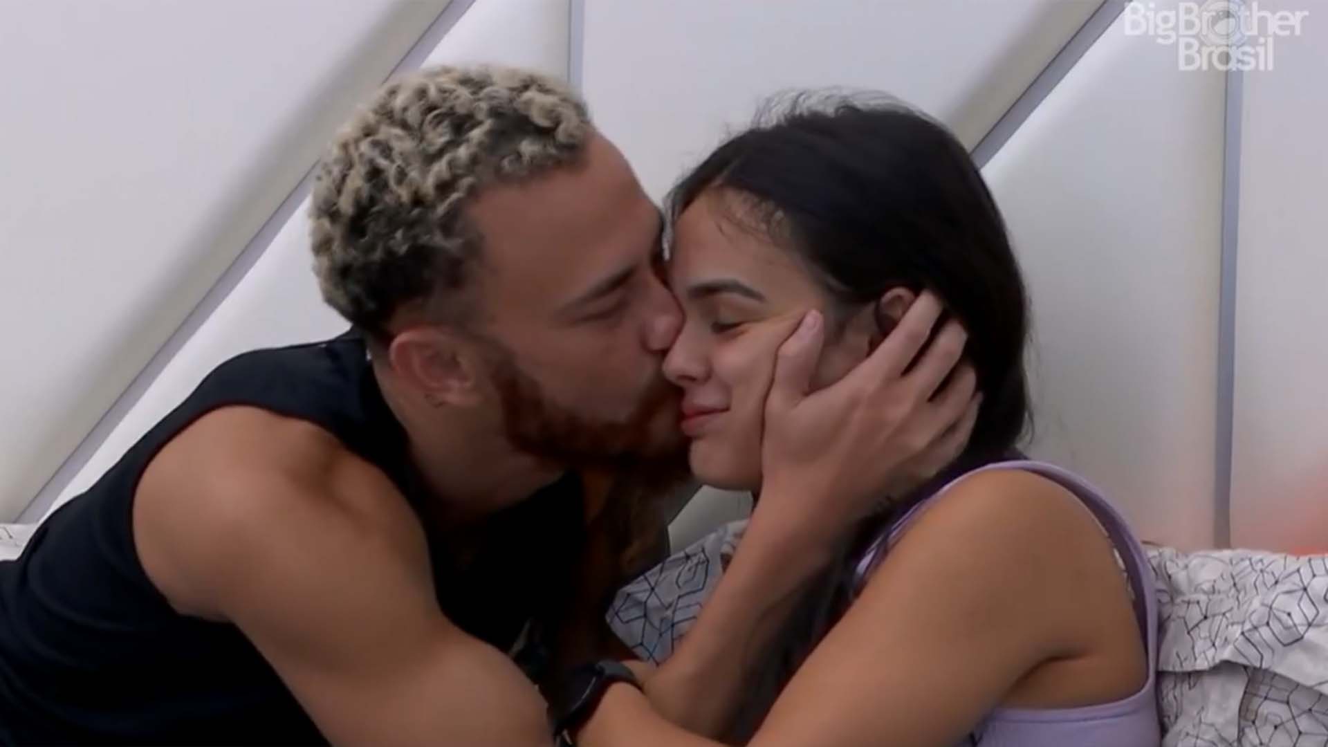 BBB 23: Fred se declara para Larissa: ‘Ainda bem que tenho você’