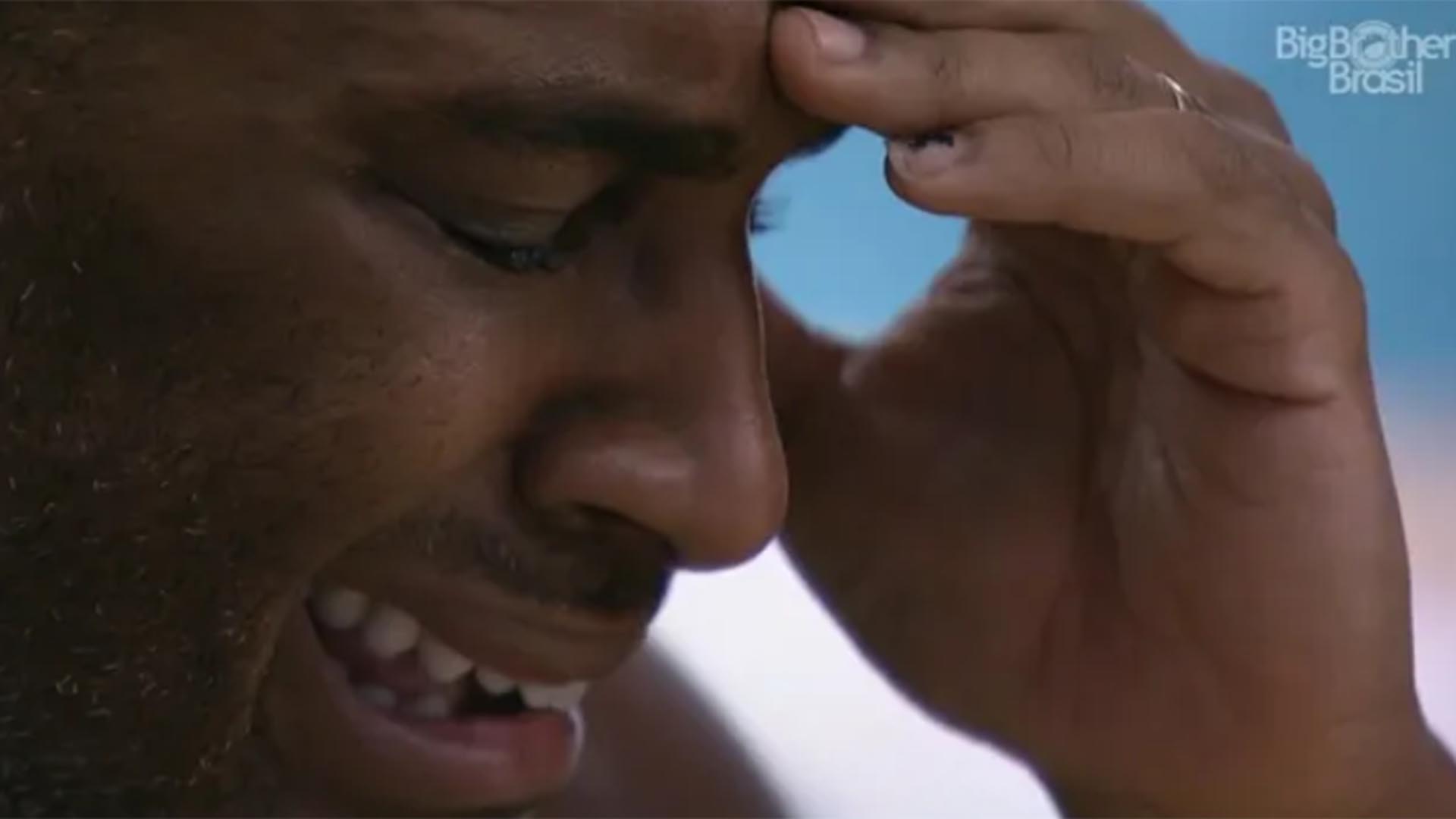 BBB 23: Fred Nicácio cai no choro antes do paredão: ‘Tudo indo por água abaixo’