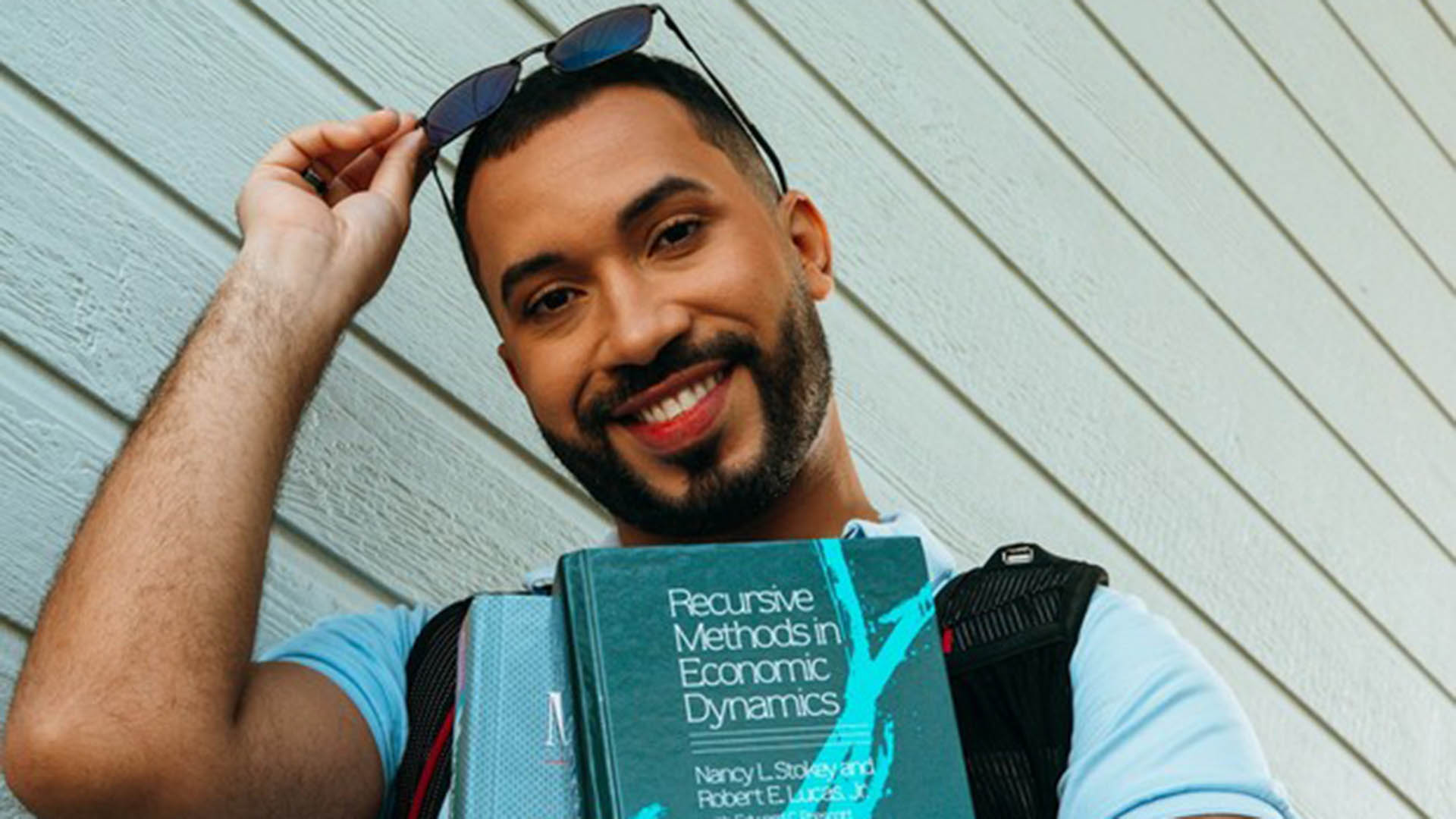 Gil do Vigor comemora boas notas no PhD: ‘Me orgulho’