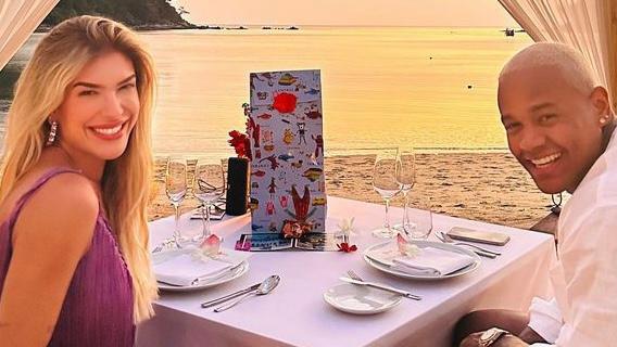Em viagem romântica na Tailândia, Lore Improta e Léo Santana celebram dois anos de casados