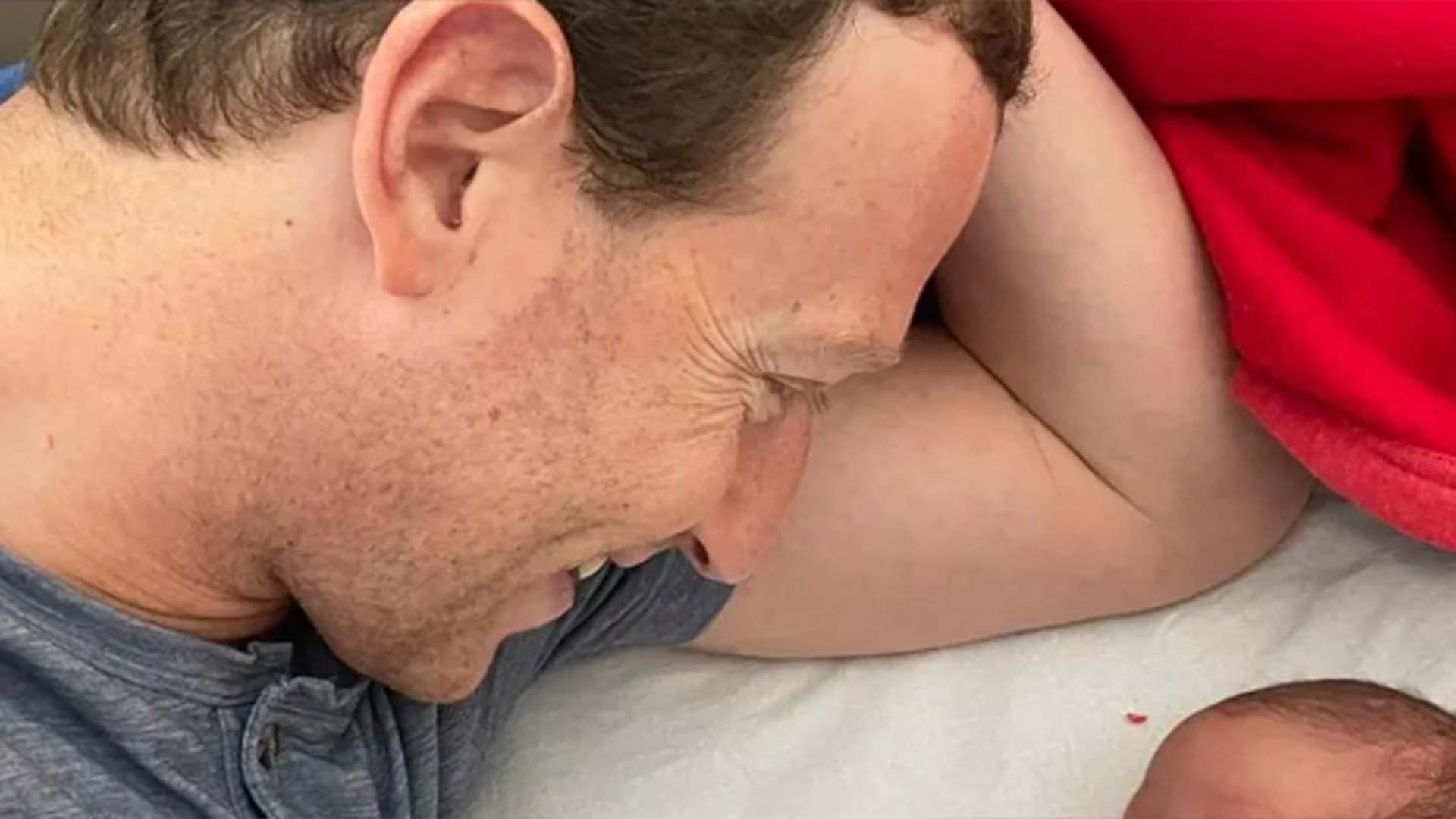 Mark Zuckerberg anuncia o nascimento da terceira filha, Aurelia