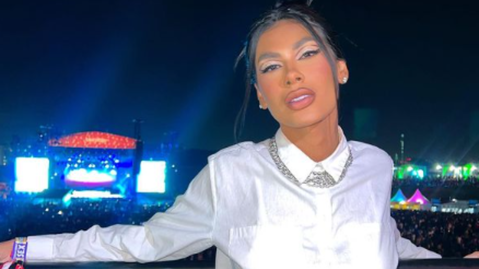 Pocah revela experiência em festa de Anitta: ‘Tira nosso couro’