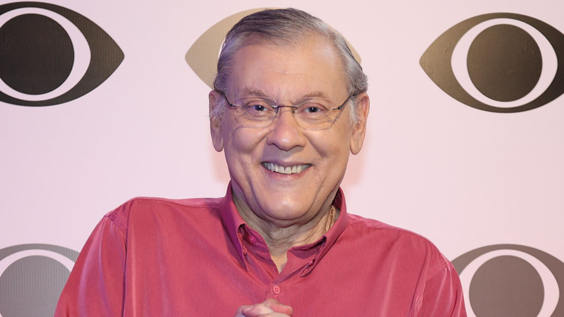 Milton Neves sofre acidente doméstico e diz: ‘Mais um pouco e arrancava o olho’
