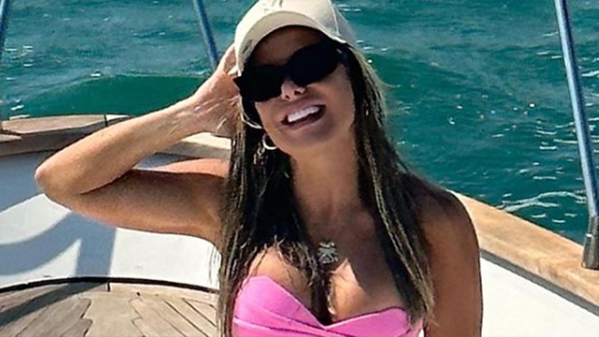 Poliana Rocha exibe corpaço absurdo ao ser fotografada só de biquíni em Miami