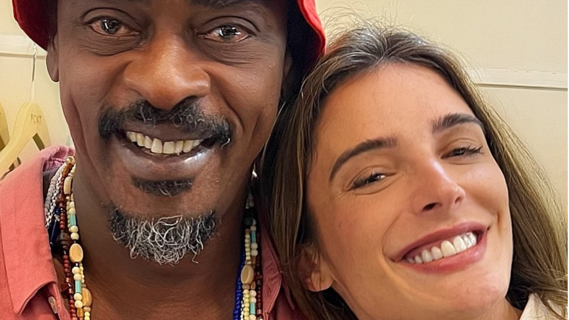 Rafa Brites surpreende ao revelar que é amiga de Seu Jorge: ”Zerou a vida”