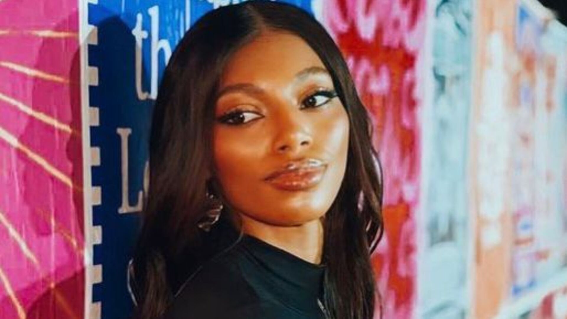 Tina Calamba revela que participantes do BBB 23 trocam mensagens e comenta se participaria de mais um reality