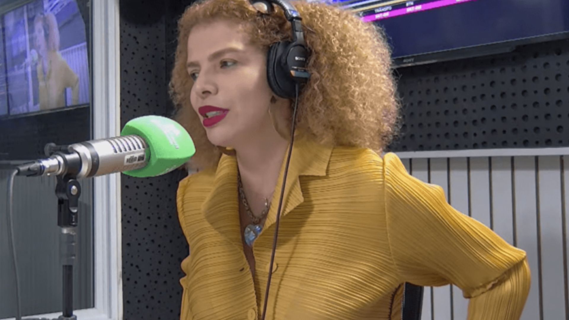 Vanessa da Mata conta porque fechou o corpo em terreiro: “Via vultos”