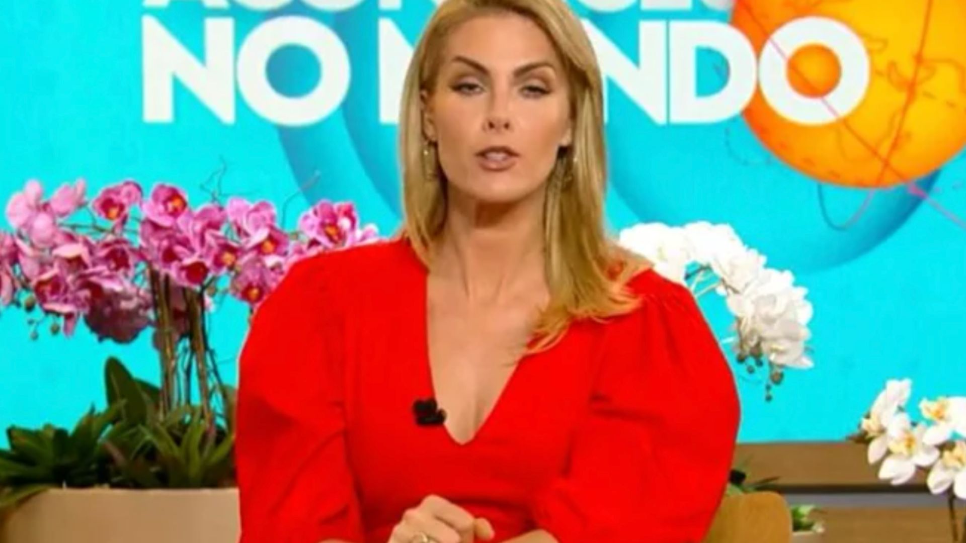 Ao vivo na TV, Ana Hickmann surge com suposta aliança; ela se explicou