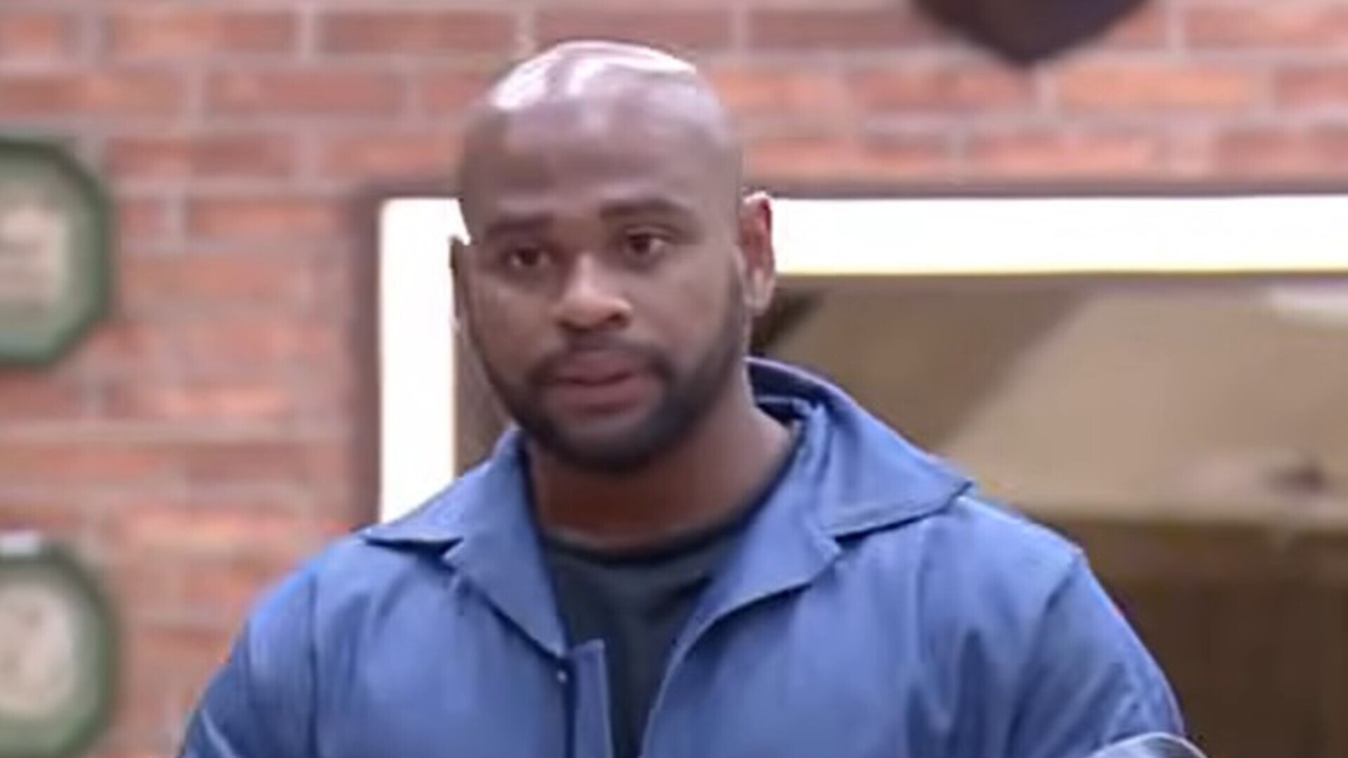 A Fazenda: Atitude de Cezar Black causa comoção nas redes sociais