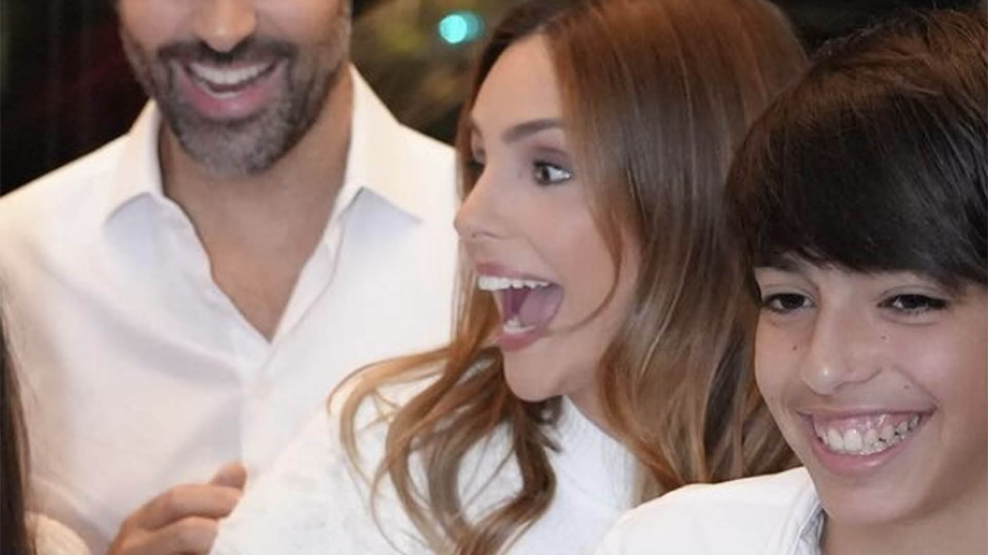 Grávida, Carol Celico descobre o sexo do terceiro filho e revela o nome