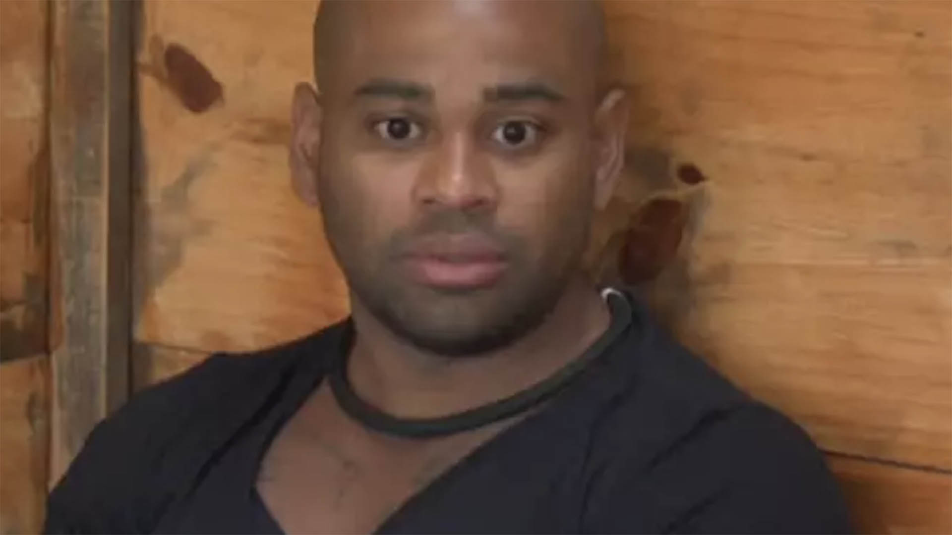 A Fazenda 15: Arrependido? Cezar Black diz: ‘Nunca mais!’