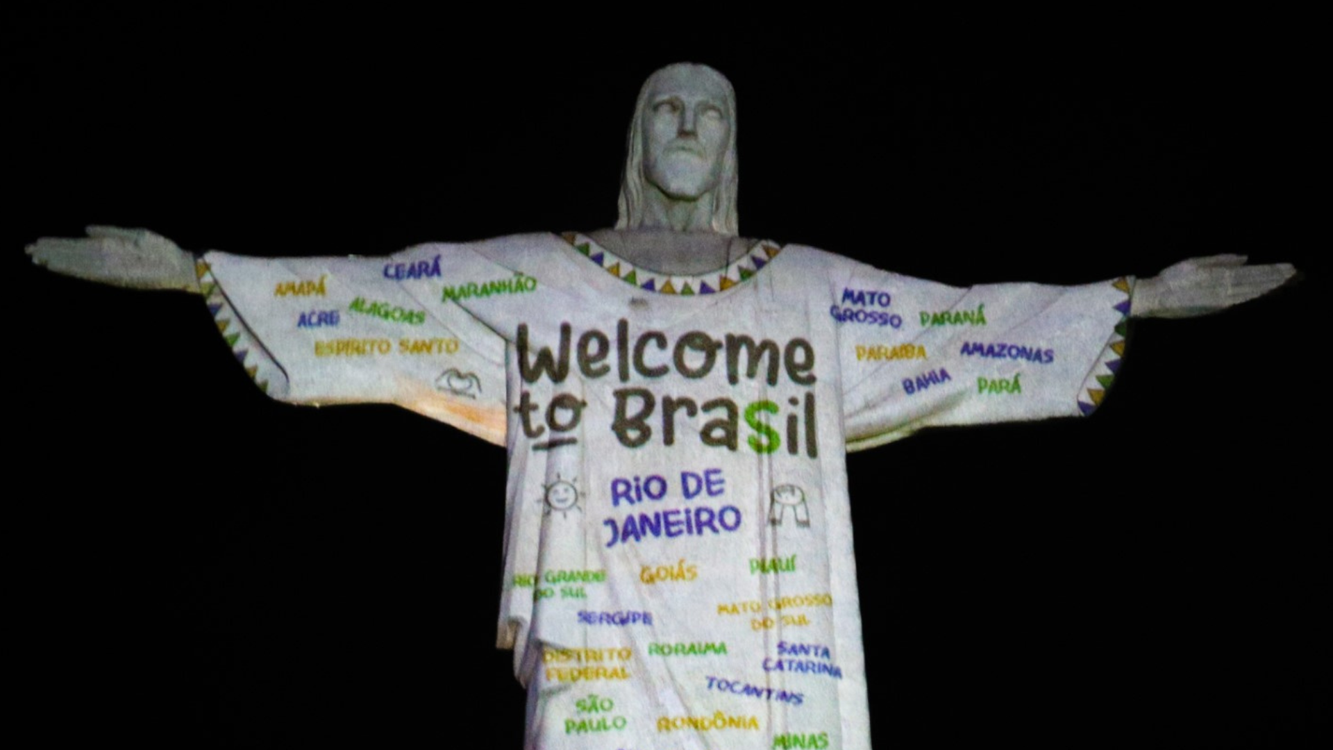 De Taylor Swift a Ivete Sangalo, relembre famosos que ganharam homenagens no Cristo Redentor