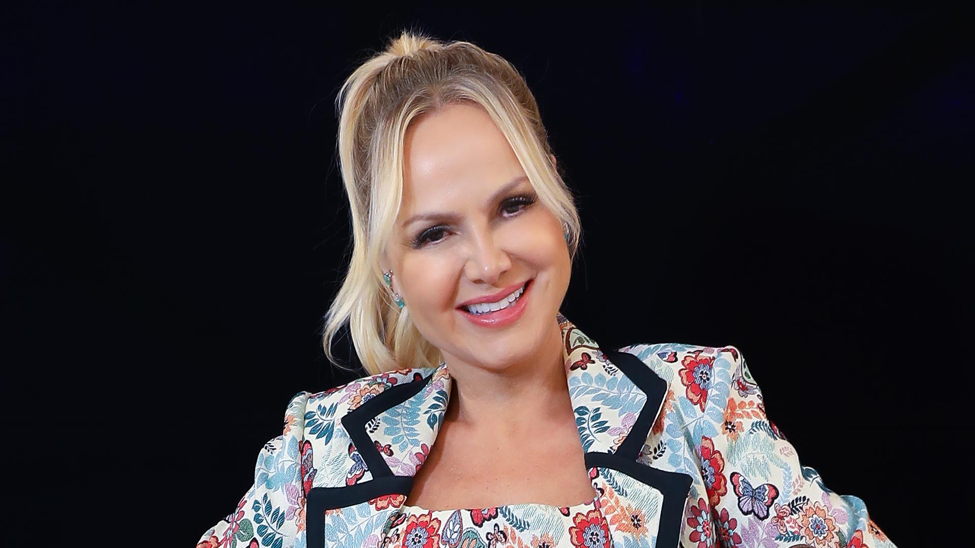 Eliana completa 51 anos e revela desejos: ‘O tempo tá voando’