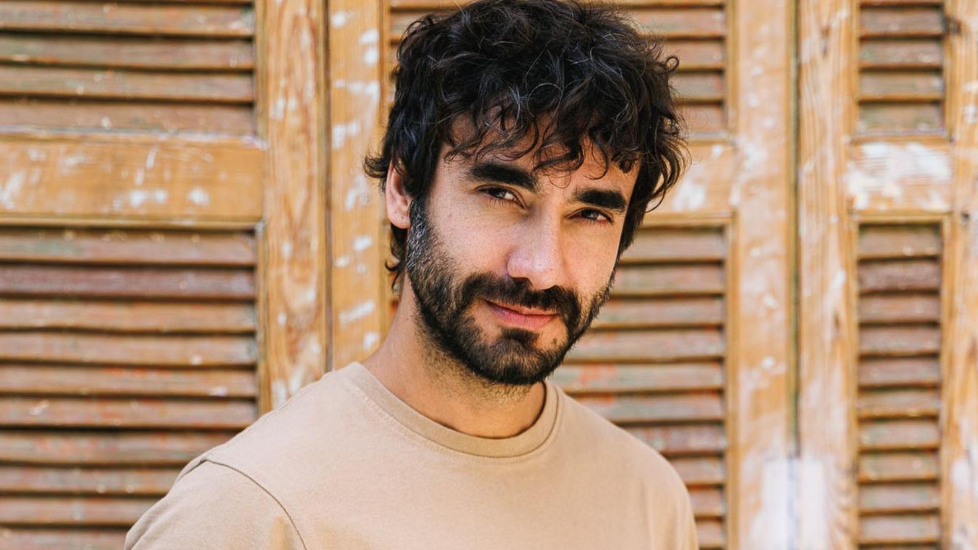 Gabriel Godoy chega aos 20 anos de carreira com papéis na Globo e HBO Max: ‘Desbravando’