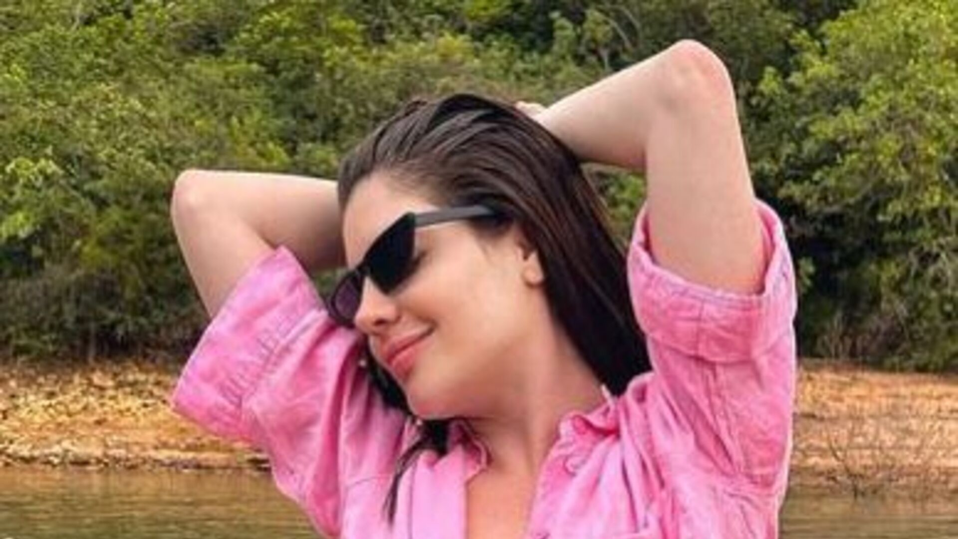Gkay recebe chuva de elogios ao posar ao lado do namorado: “Dengo”