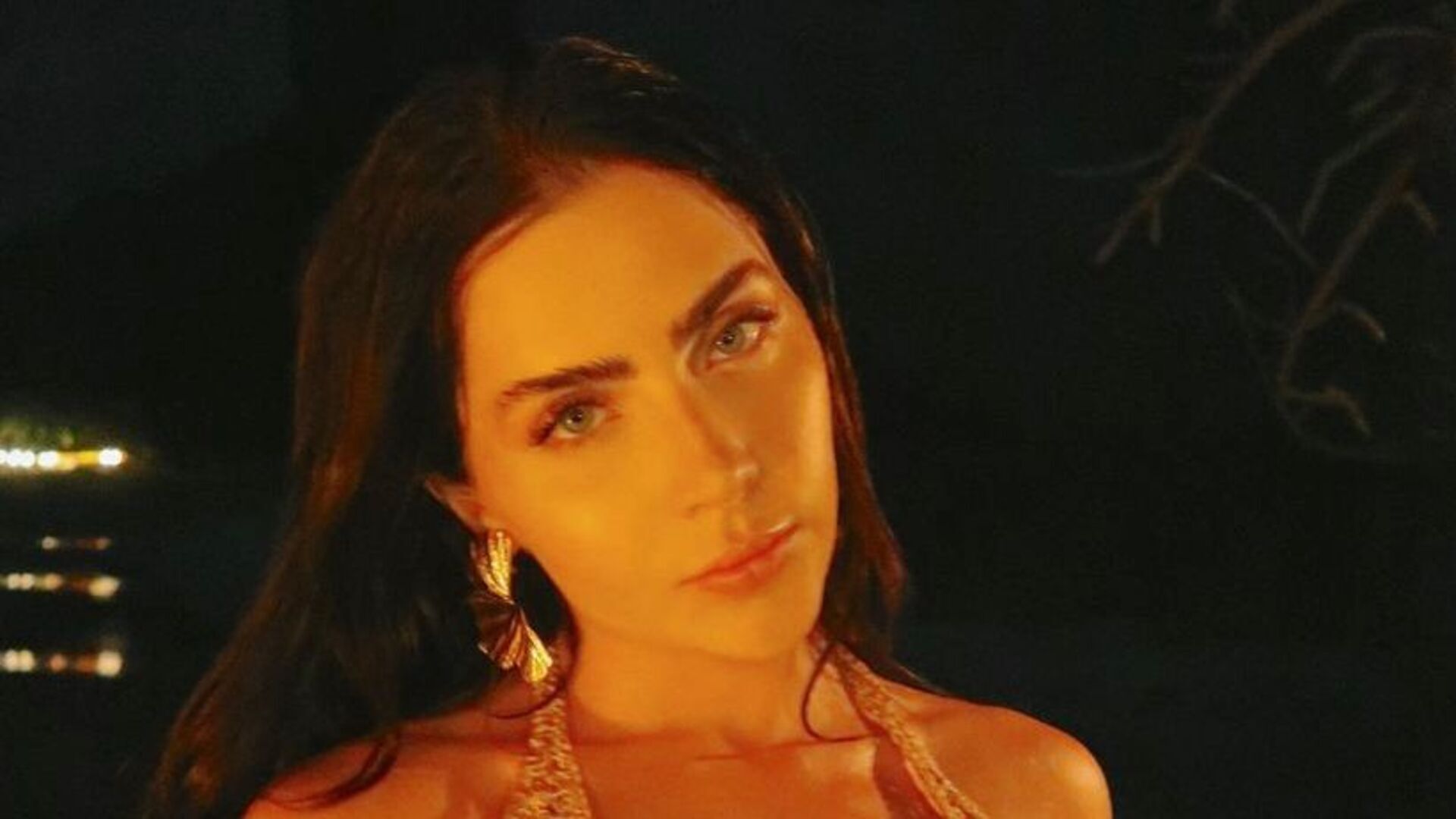 Jade Picon esbanja beleza em novas fotos durante viagem a Fernando de Noronha