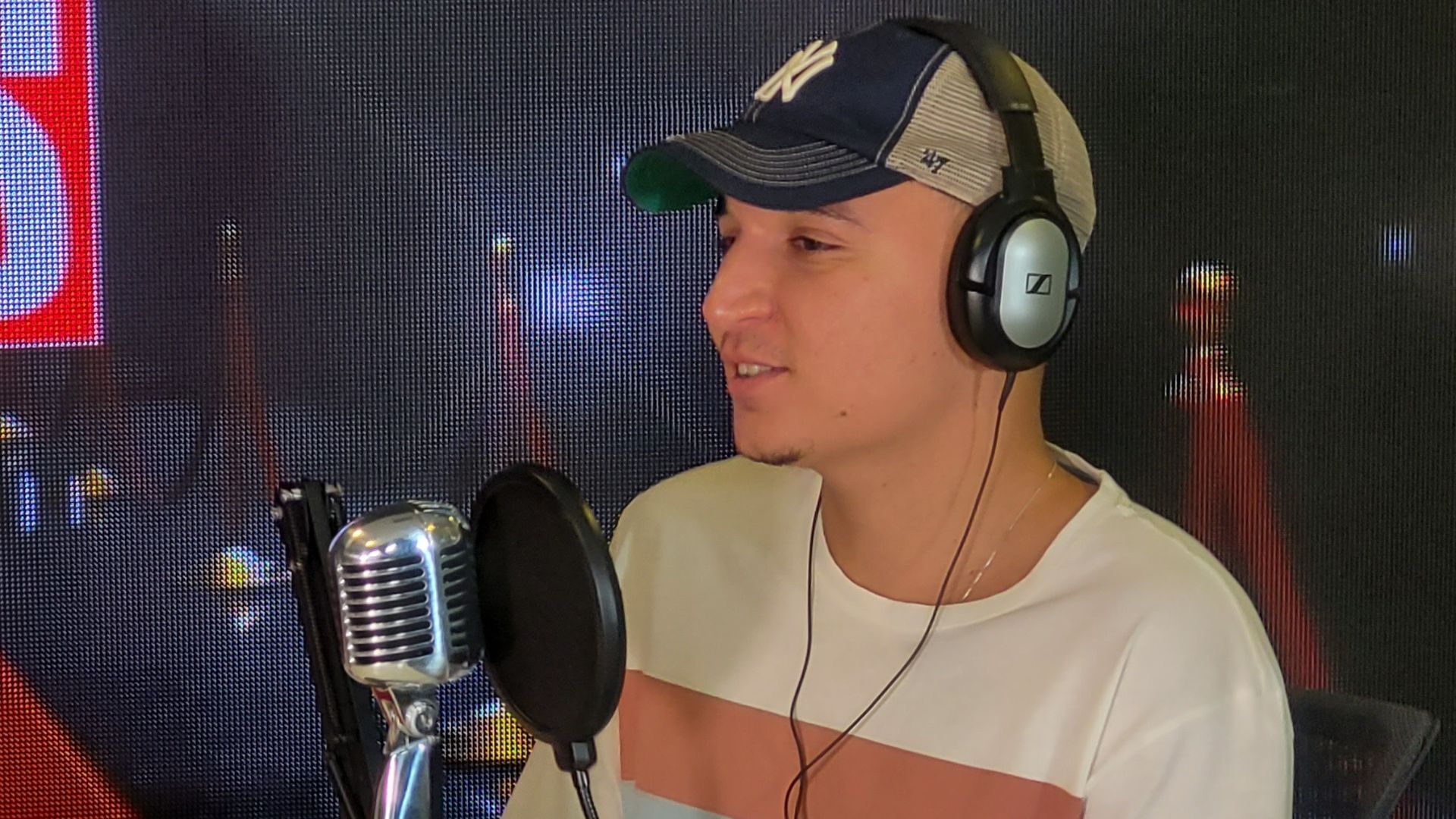 João Gomes reage ao receber convite de grupo internacional para nova música; veja vídeo