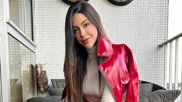 Ex-BBB Laís Caldas desabafa sobre morte de influencer, Luana Andrade, depois de lipo na mesma região