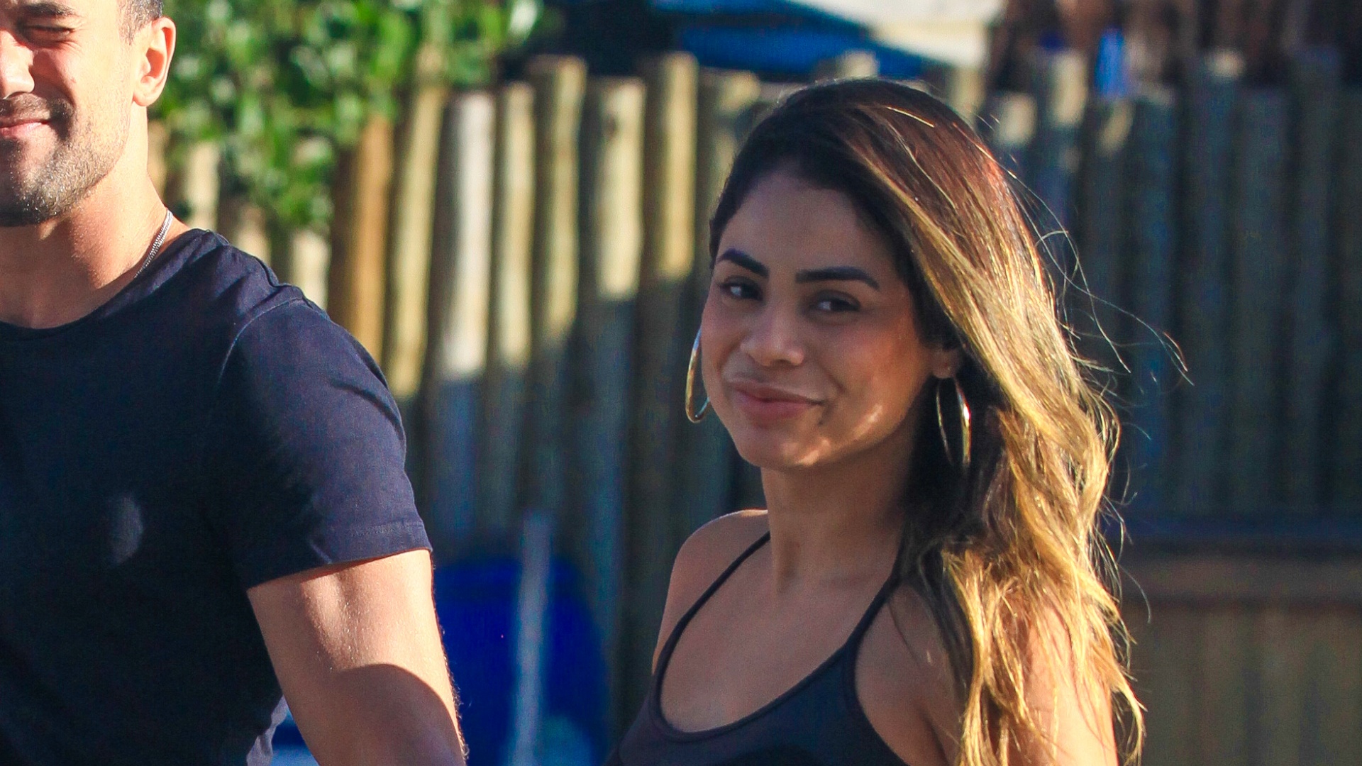 Lexa curte dia de folga ao lado de Ricardo Vianna no Rio