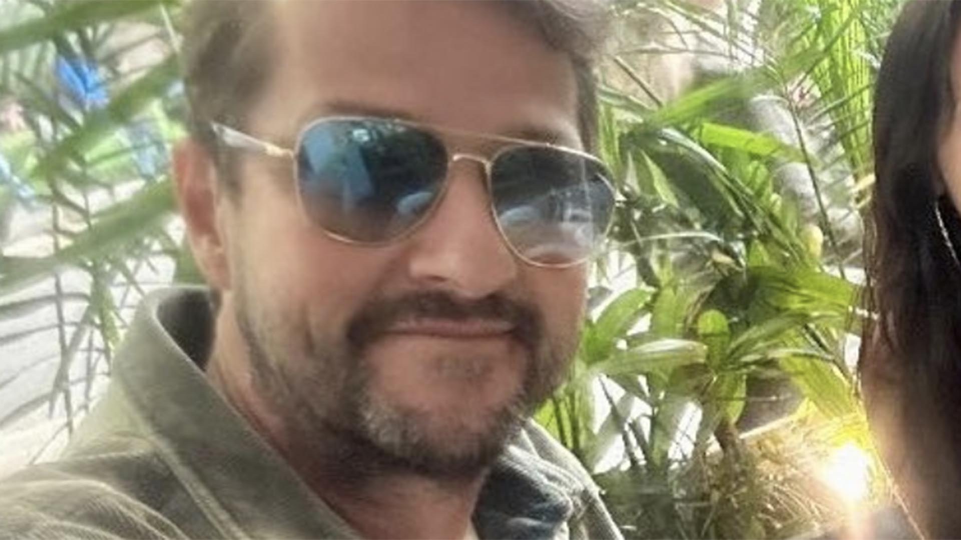Ela cresceu! Filha de Marcelo Serrado surge em foto inédita com o pai