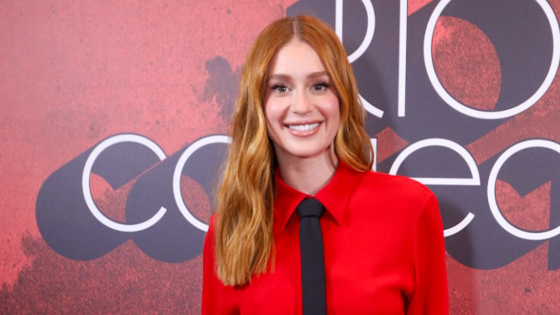 Marina Ruy Barbosa revela dificuldade ao interpretar cantora em outra língua: ‘Soltar a voz’