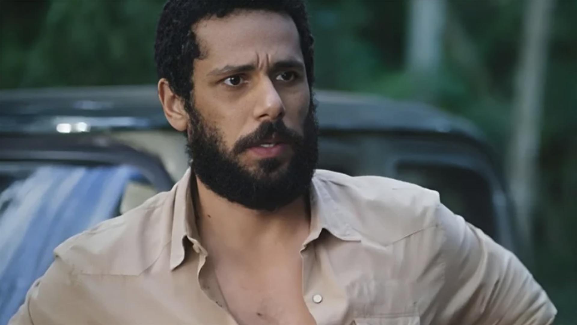 Terra e Paixão: Ramiro fala demais e revela segredo de Irene