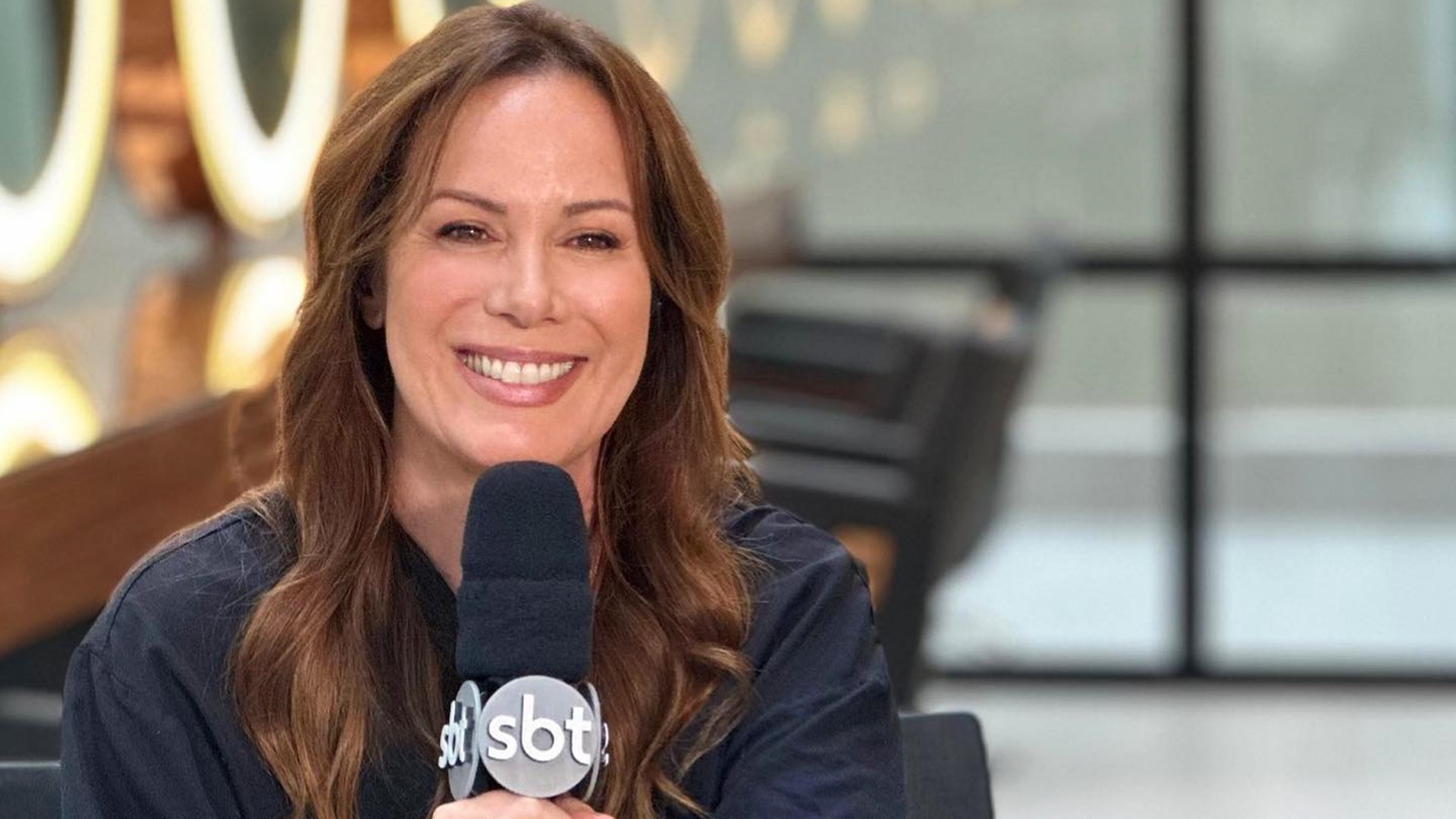 De volta ao SBT, Regina Volpato já deixou programa na emissora no passado; saiba por que