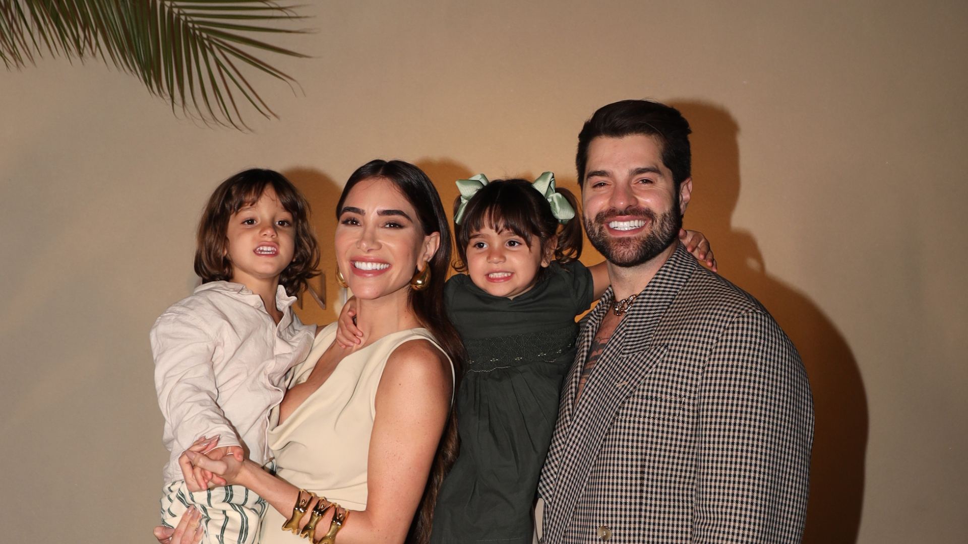 Esposa de Alok, Romana Novais fala sobre dividir carreira e criação dos filhos: ‘Prioridades’