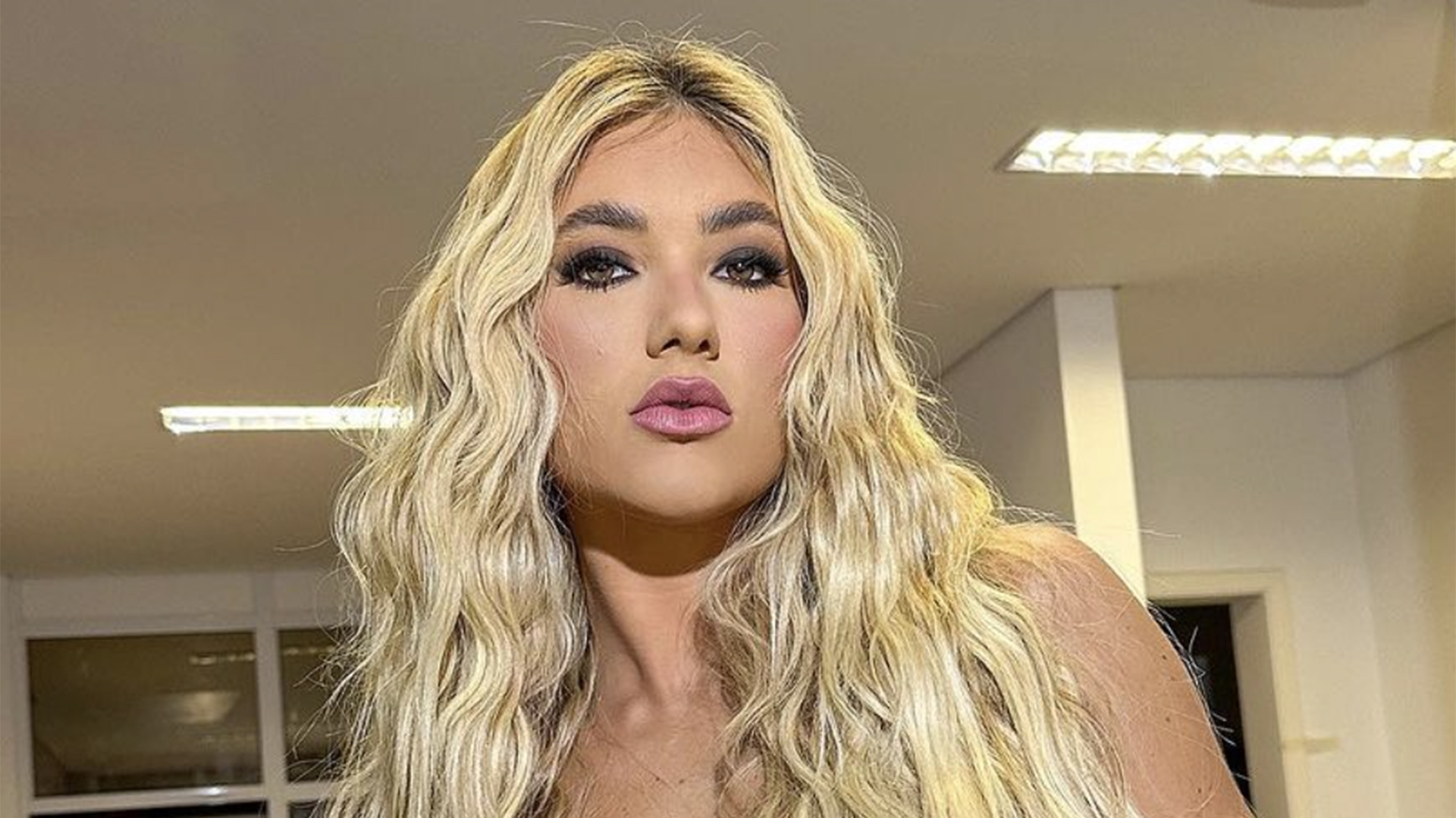 Virginia Fonseca assina contrato com o SBT: ‘Sempre foi meu sonho’