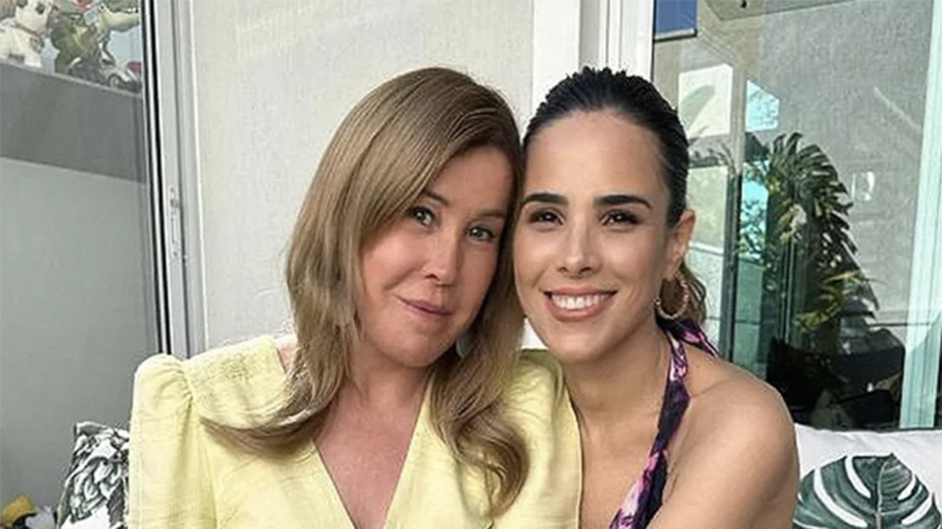 Zilu quer resgatar o álbum de fotos de Wanessa que foi encontrado em caçamba