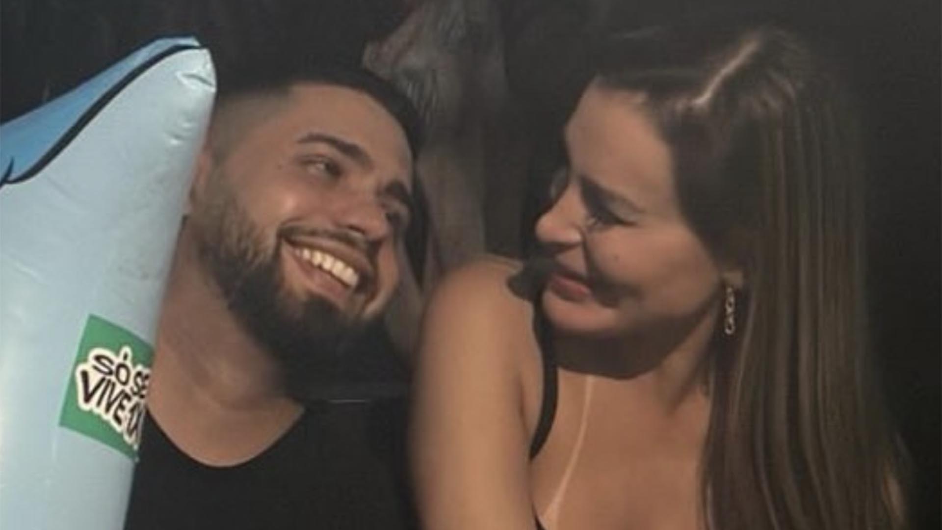 Andressa Urach revela detalhe sobre seu namoro: ‘Continuo trabalhando’