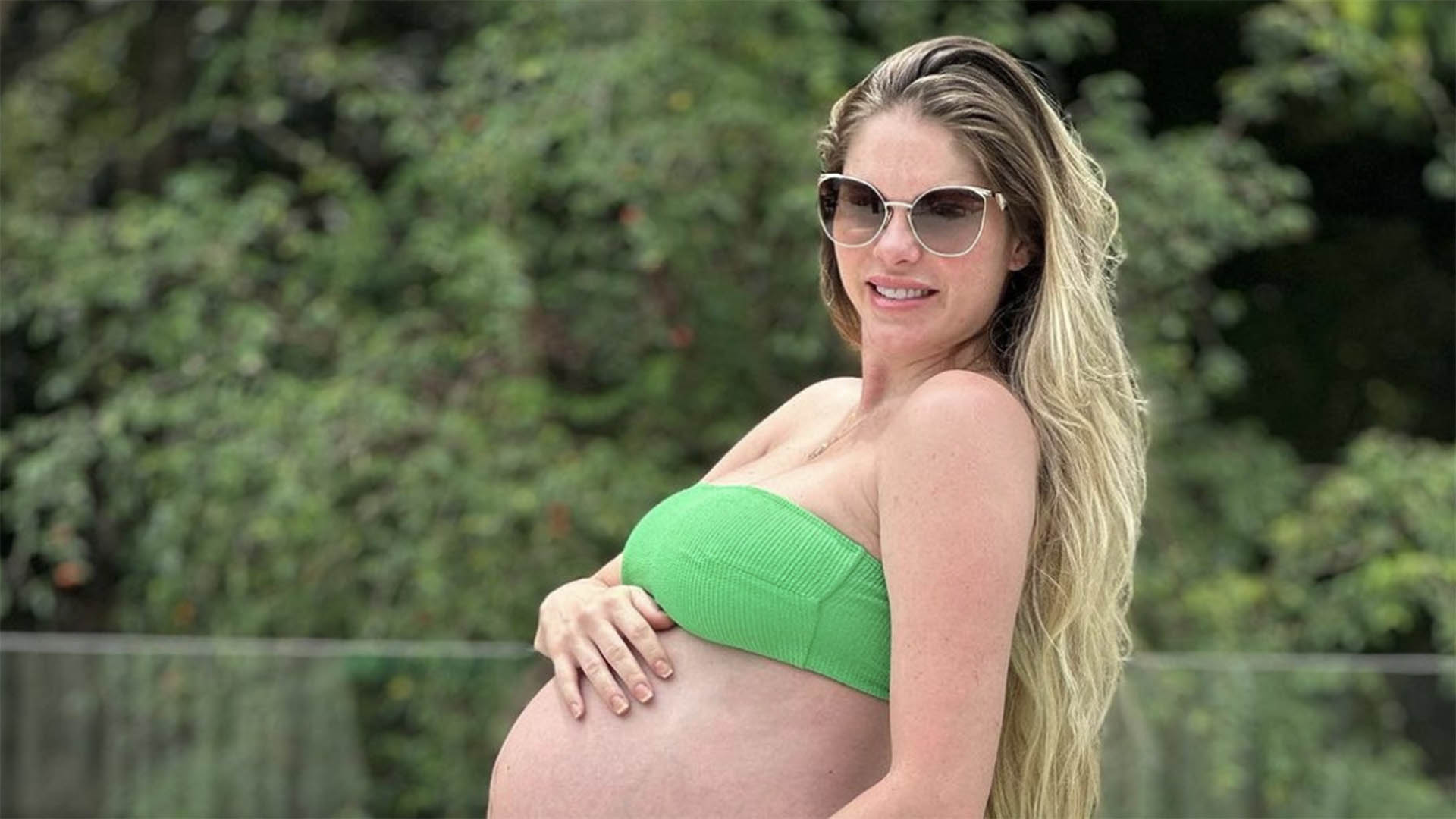 Bárbara Evans choca ao revelar quantas babás vai ter em casa