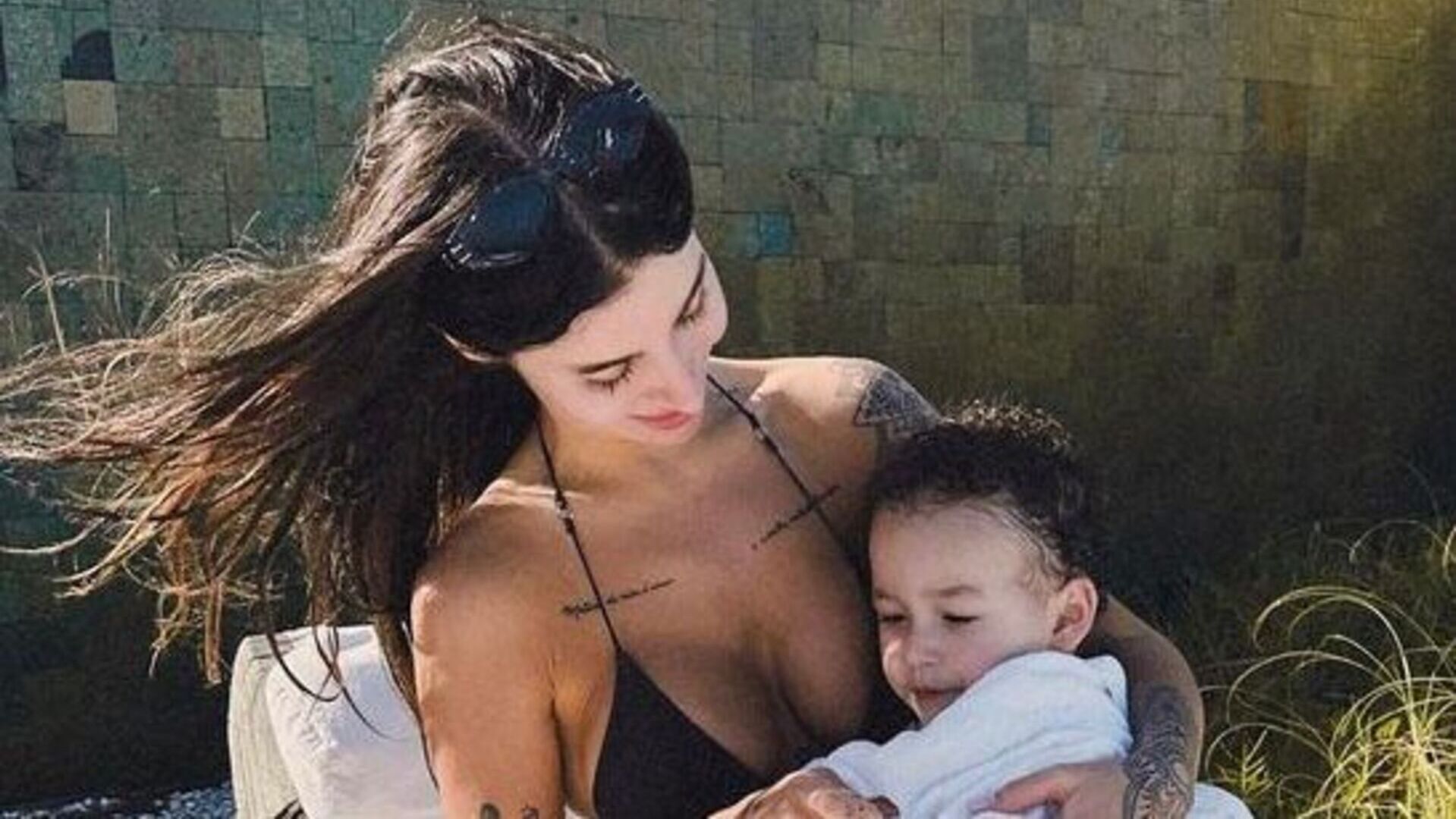 Bianca Andrade encanta ao compartilhar fotos com o filho Cris: “Melhor versão”