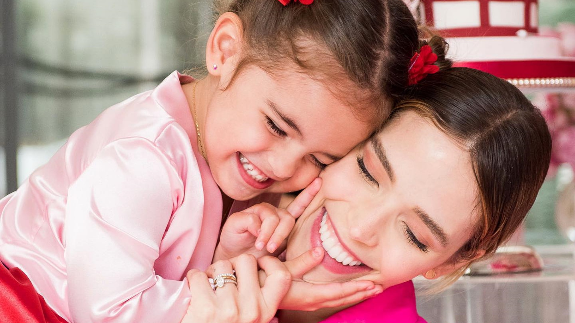 Carol Dias encanta ao comemorar aniversário da filha mais velha: “Amor inexplicável”