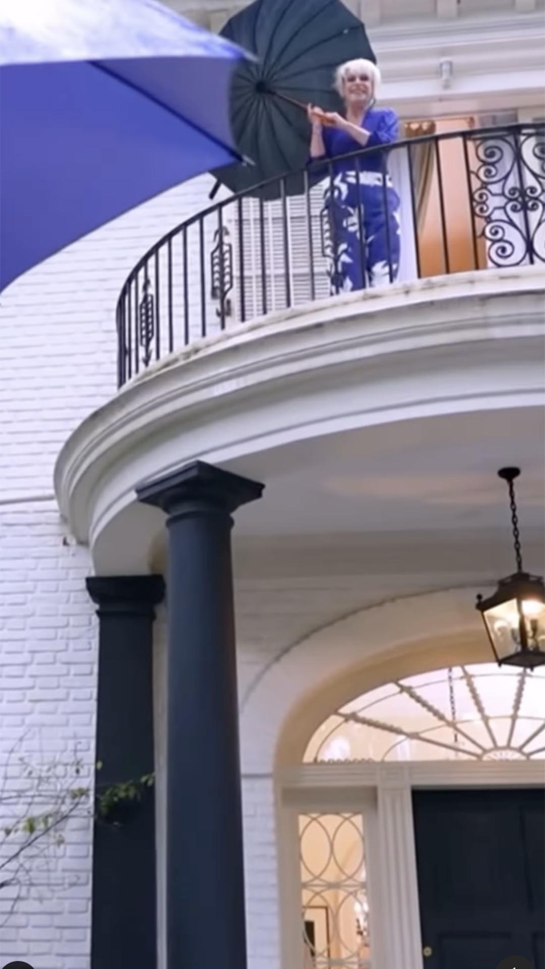 Como é a casa de Ana Maria Braga? Ela abre as portas da mansão luxuosa